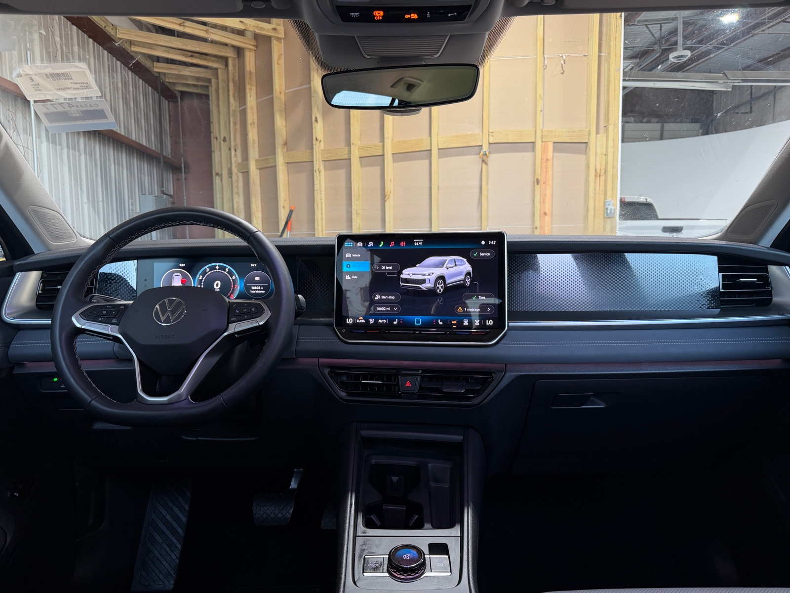 Thumbnail: 2026 Volkswagen Tiguan - 2