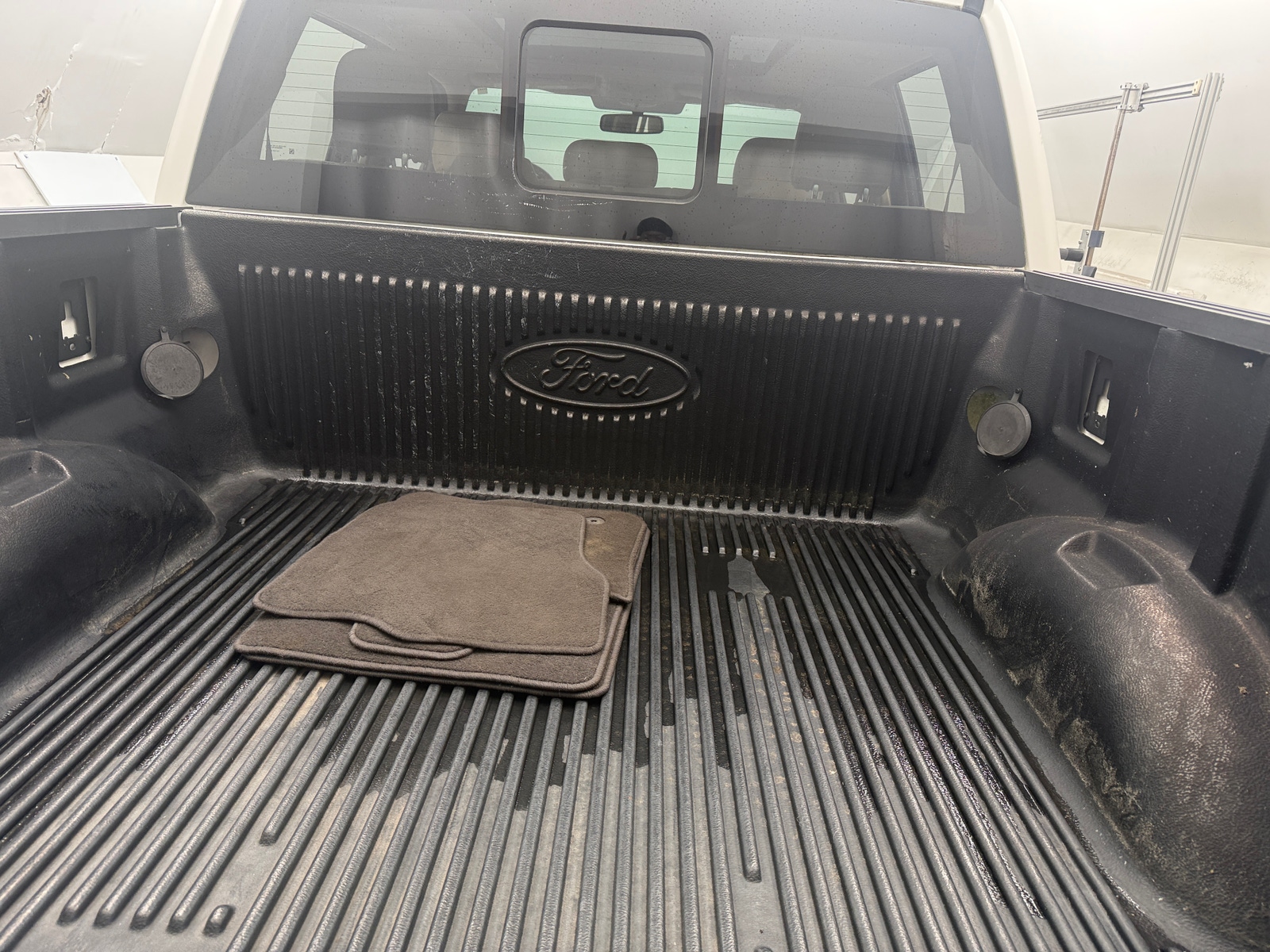 Thumbnail: 2018 Ford Econoline - 6