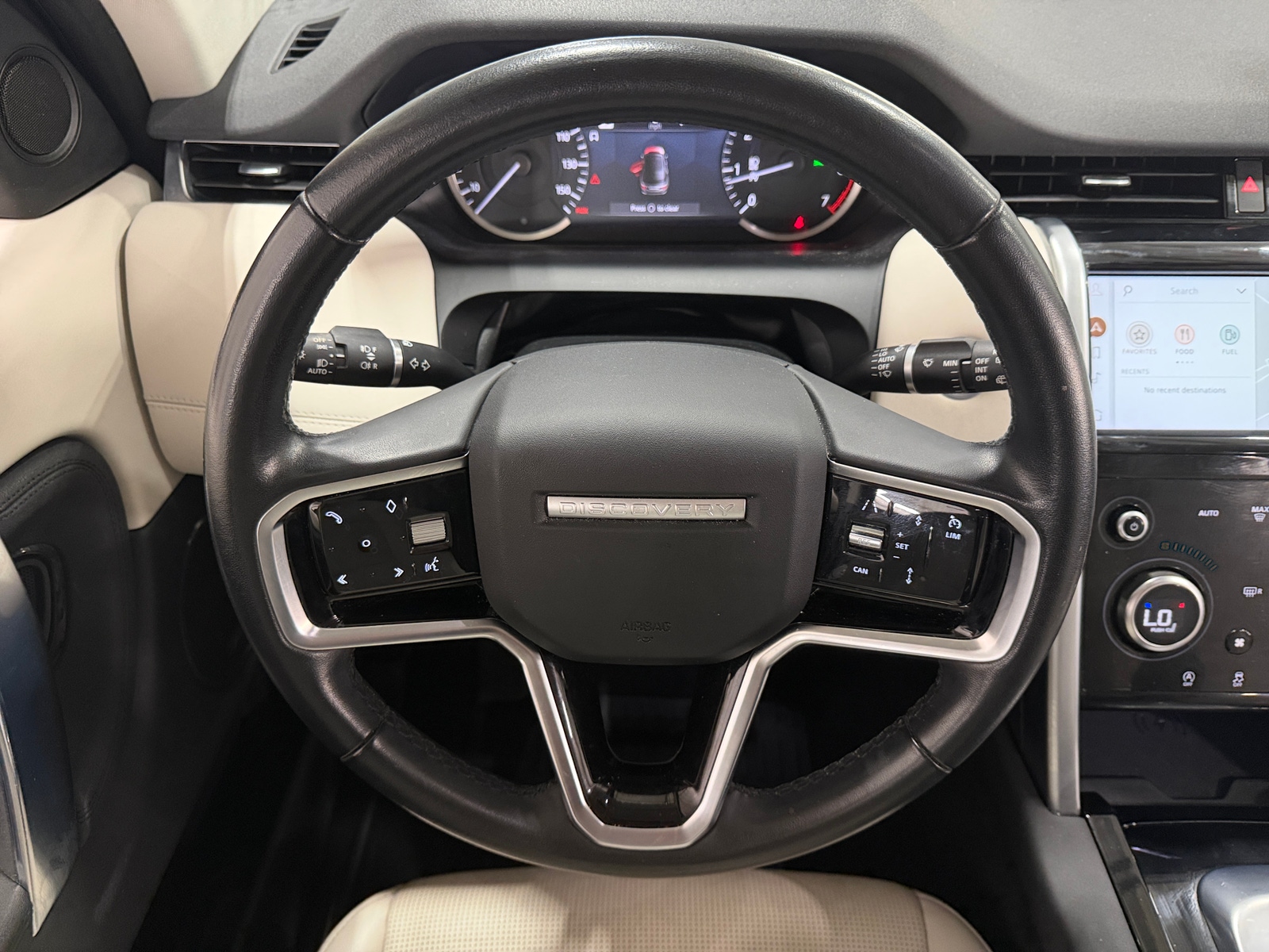 Thumbnail: 2023 Land Rover Discovery Sport - 4