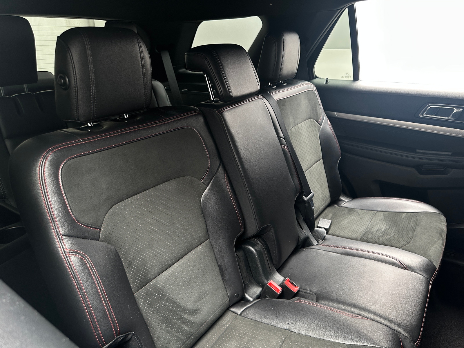 Thumbnail: 2019 Ford Explorer - 6