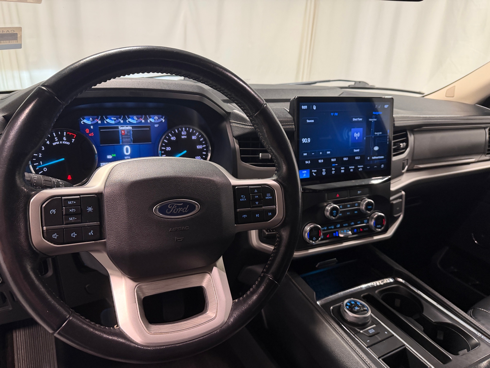 Thumbnail: 2023 Ford Expedition MAX - 4