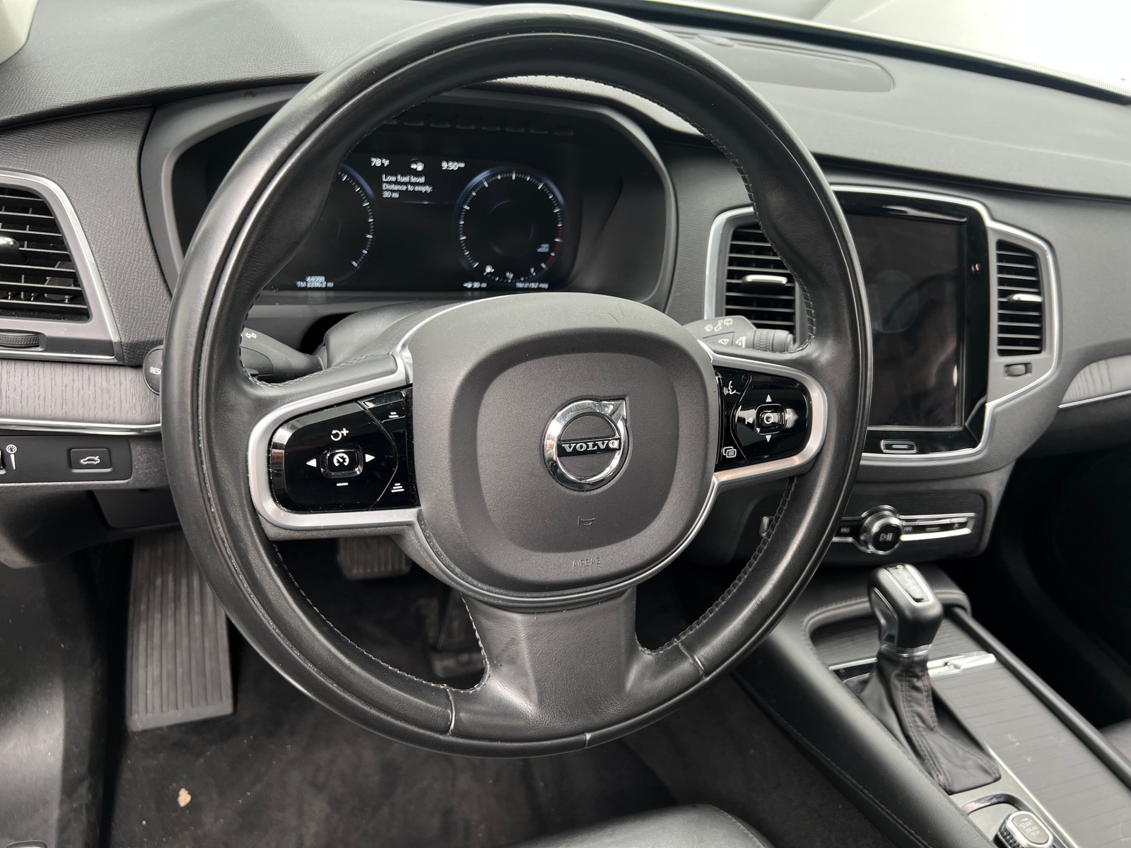 Thumbnail: 2020 Volvo XC90 - 4