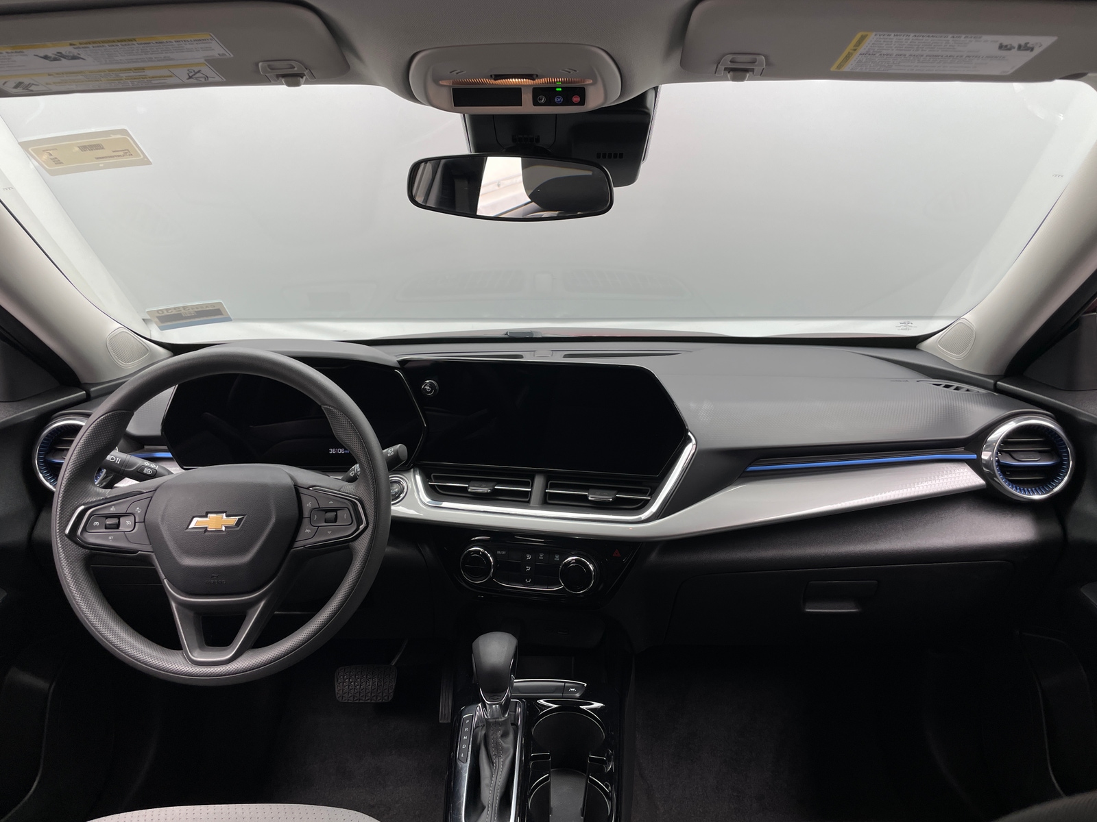 Thumbnail: 2025 Chevrolet Trax - 2