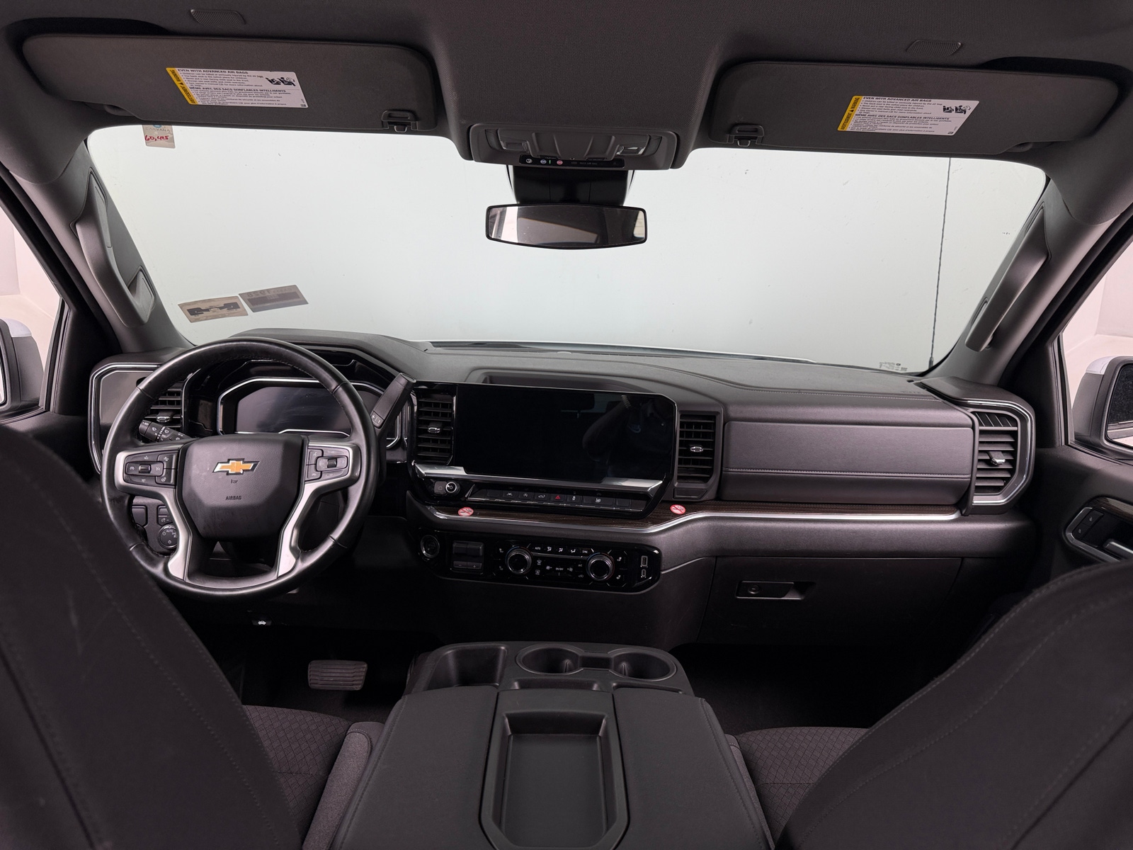 Thumbnail: 2025 Chevrolet Silverado 1500 - 3