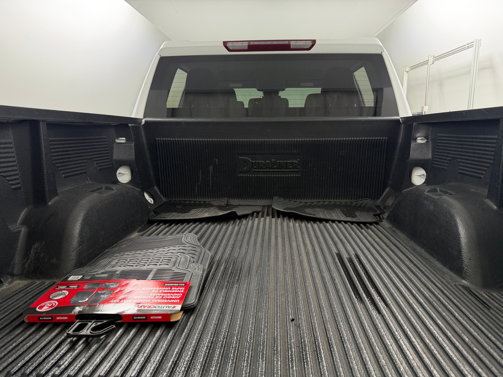 Thumbnail: 2025 Chevrolet Silverado 1500 - 7