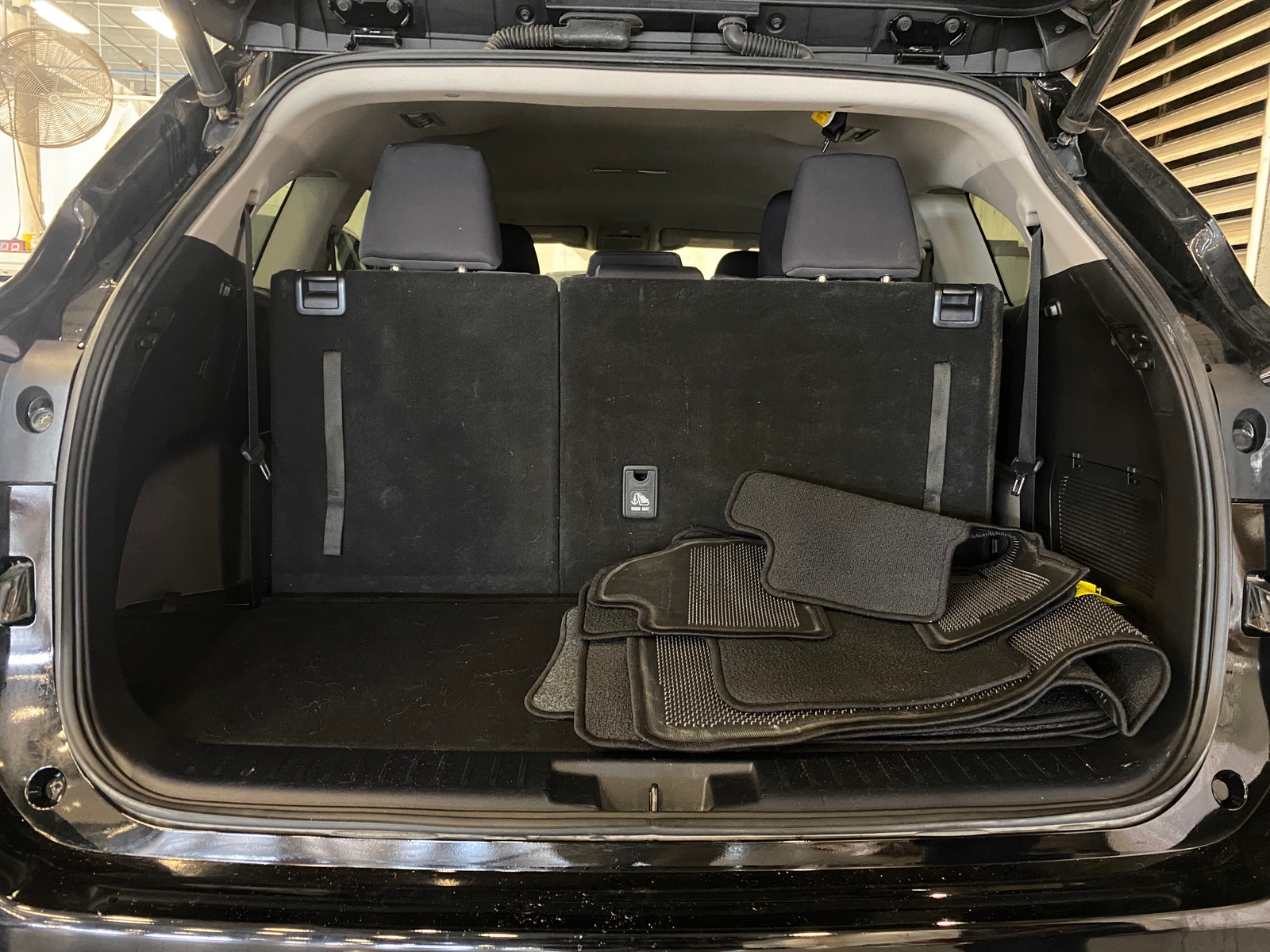 Thumbnail: 2020 Toyota Highlander - 7