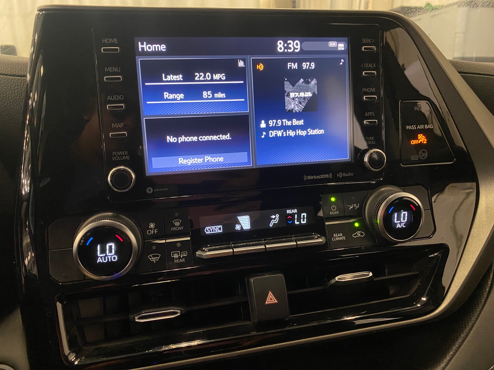Thumbnail: 2020 Toyota Highlander - 4