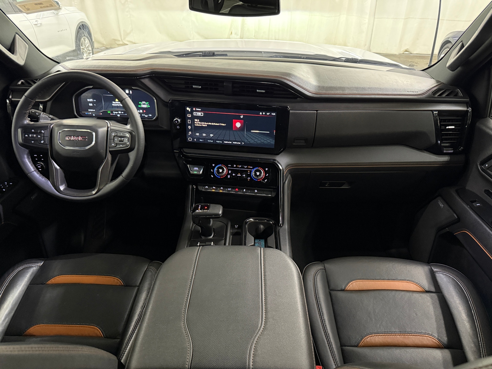 Thumbnail: 2023 GMC Sierra 1500 - 2