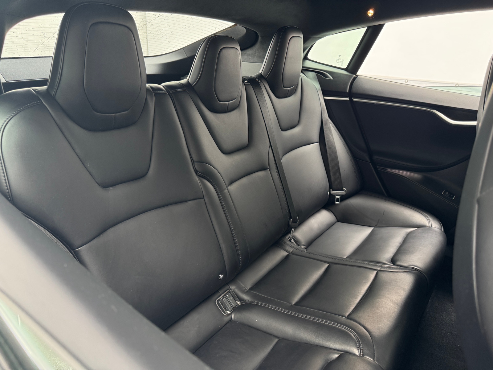 Thumbnail: 2018 Tesla Model S - 5