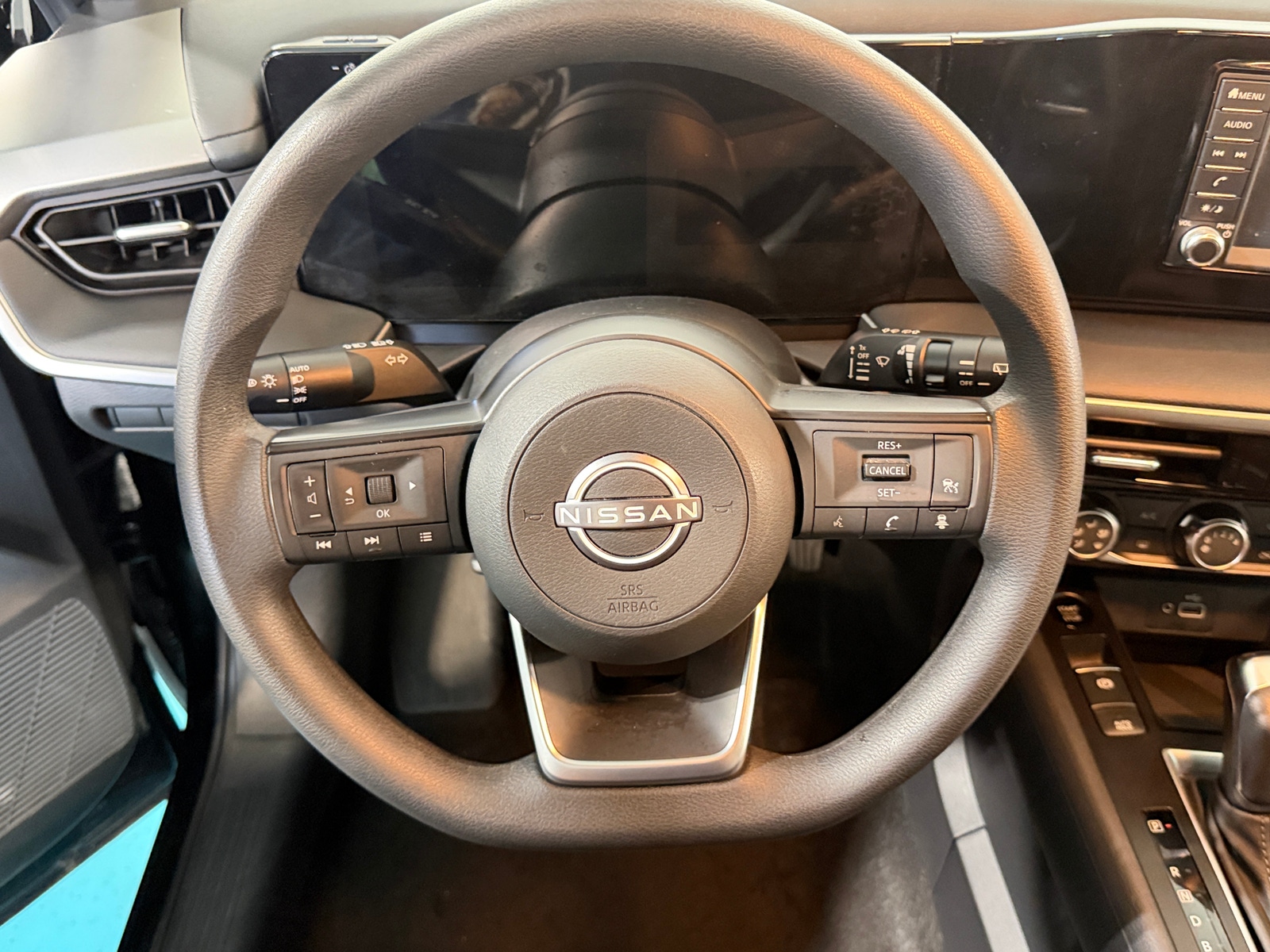 Thumbnail: 2025 Nissan Kicks - 5