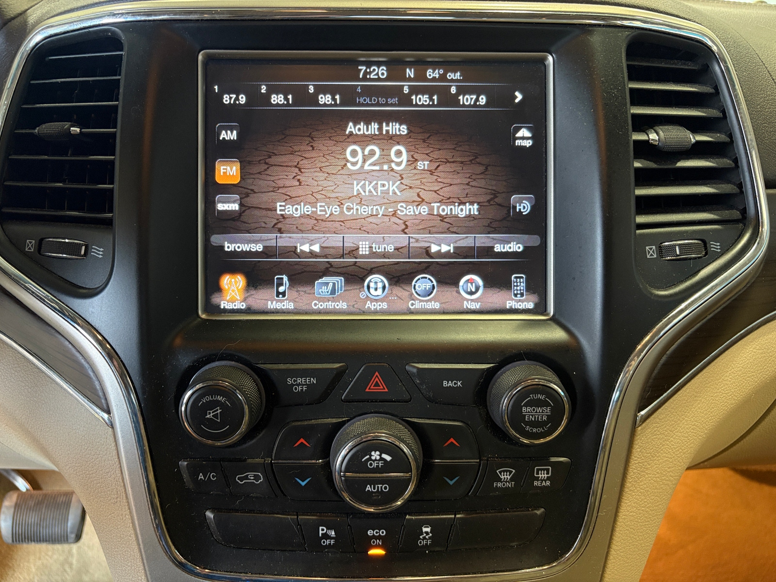 Thumbnail: 2014 Jeep Grand Cherokee - 3