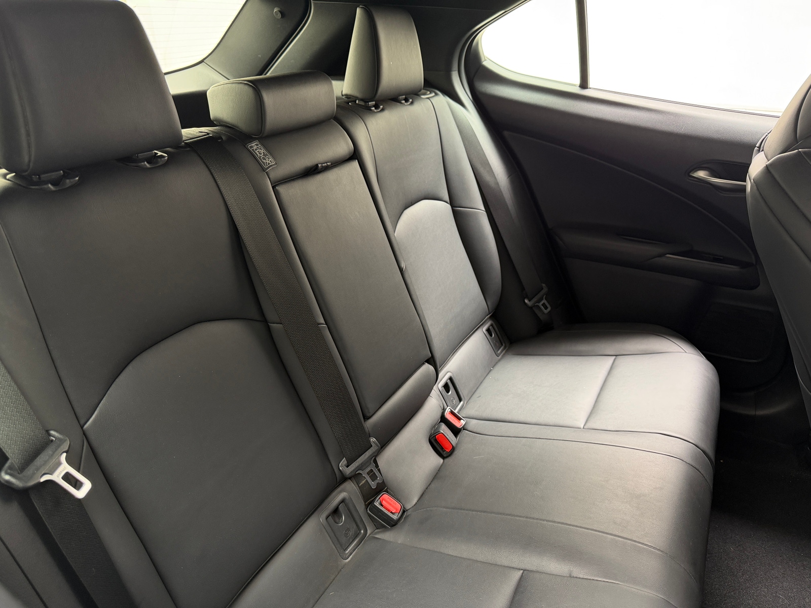 Thumbnail: 2019 Lexus UX - 5