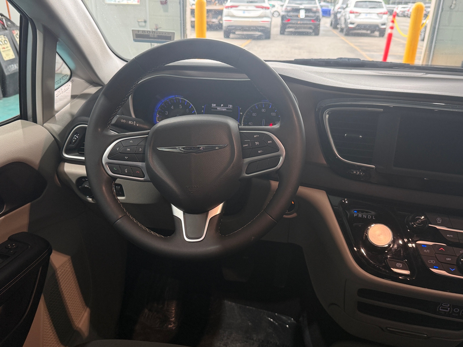 Thumbnail: 2024 Chrysler Voyager - 5