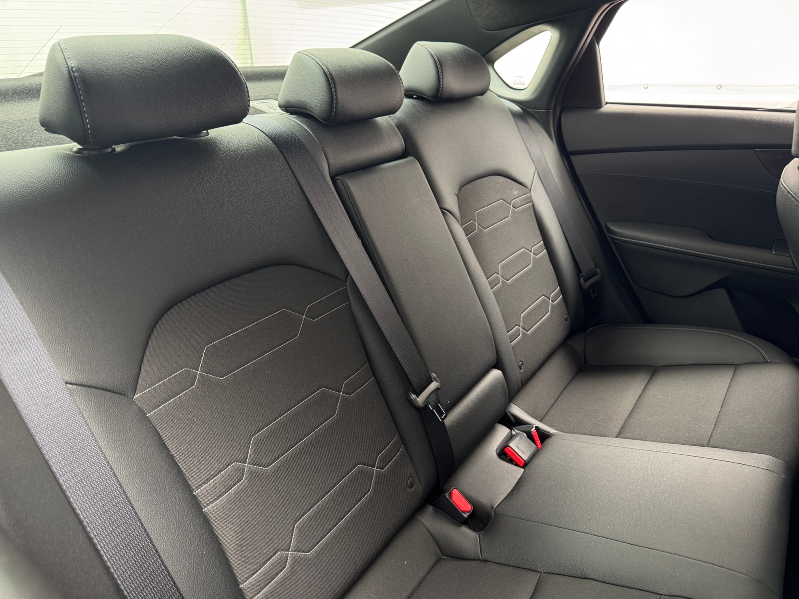 Thumbnail: 2023 Kia Forte - 5