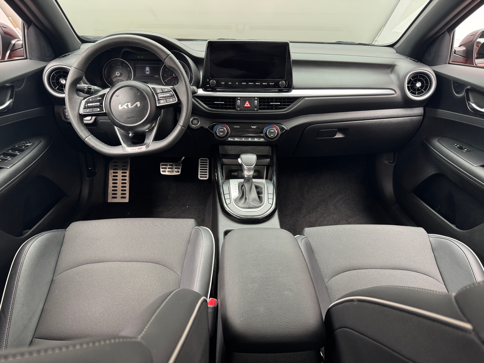 Thumbnail: 2023 Kia Forte - 2