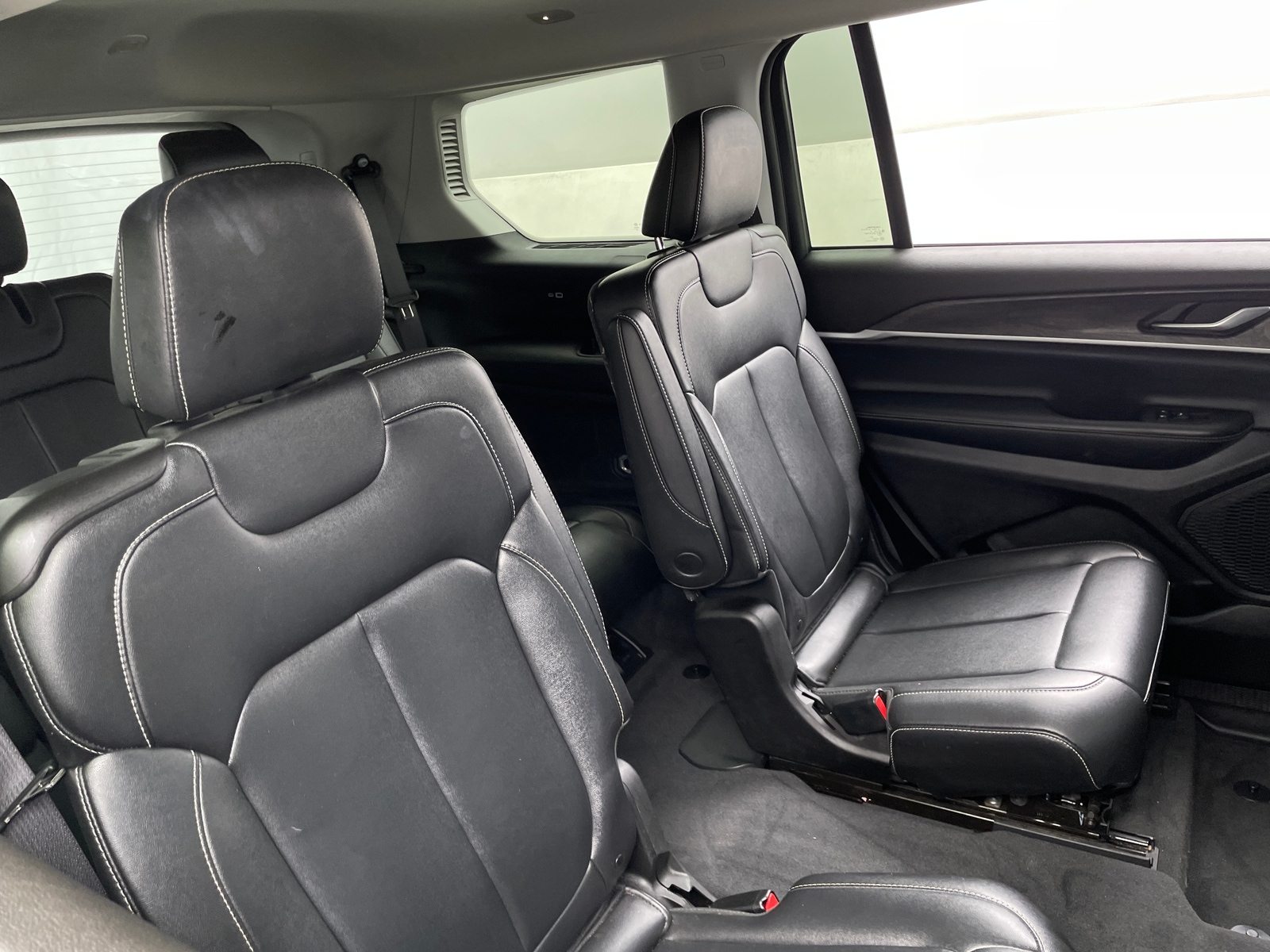 Thumbnail: 2023 Jeep Grand Cherokee L - 5