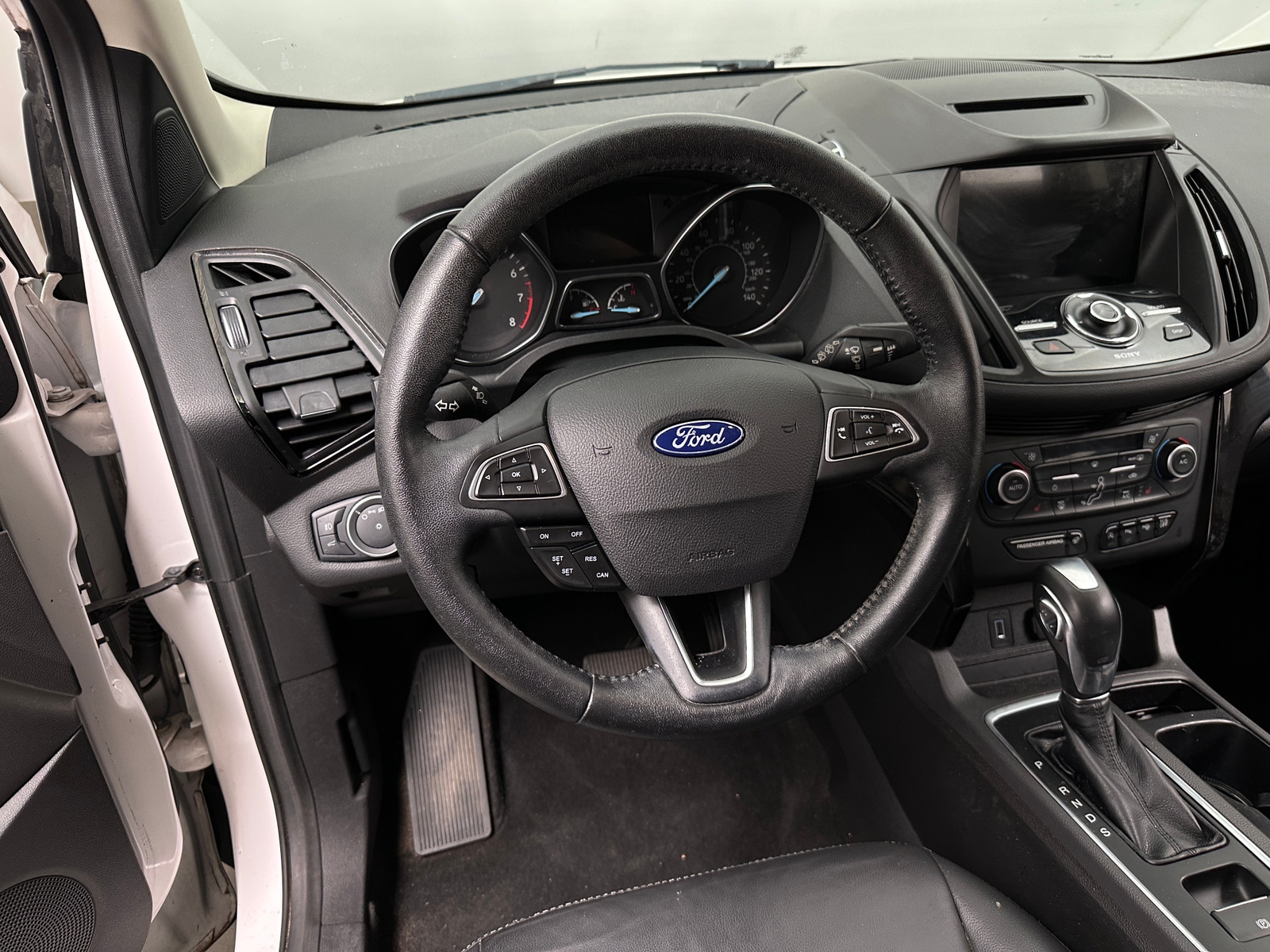 Thumbnail: 2018 Ford Escape - 4