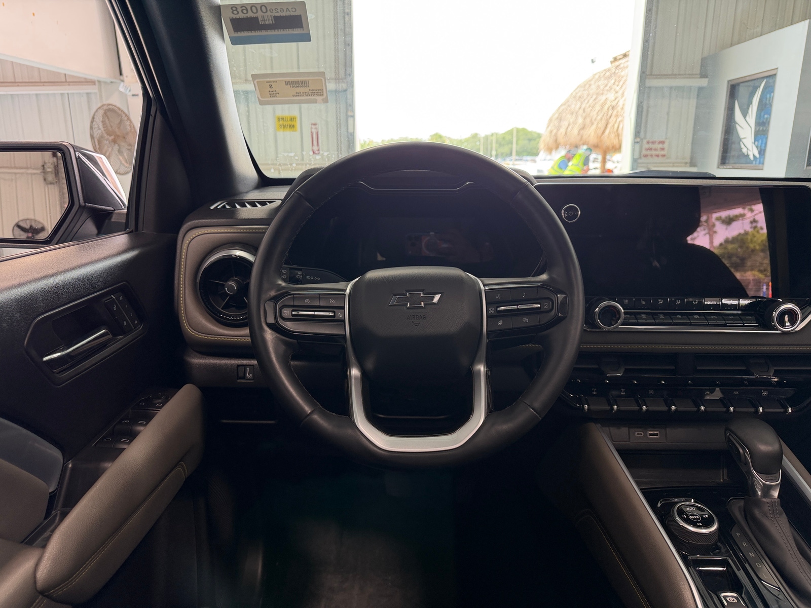 Thumbnail: 2023 Chevrolet Colorado - 4