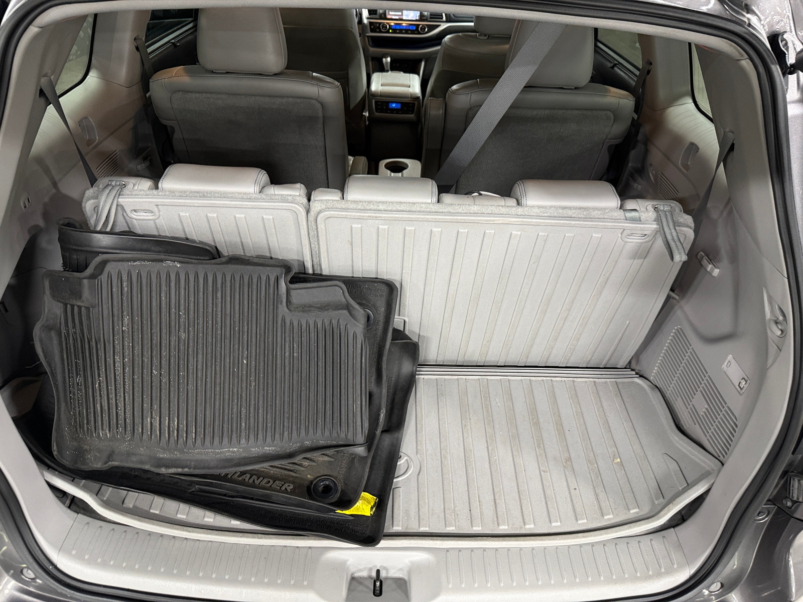 Thumbnail: 2017 Toyota Highlander - 6