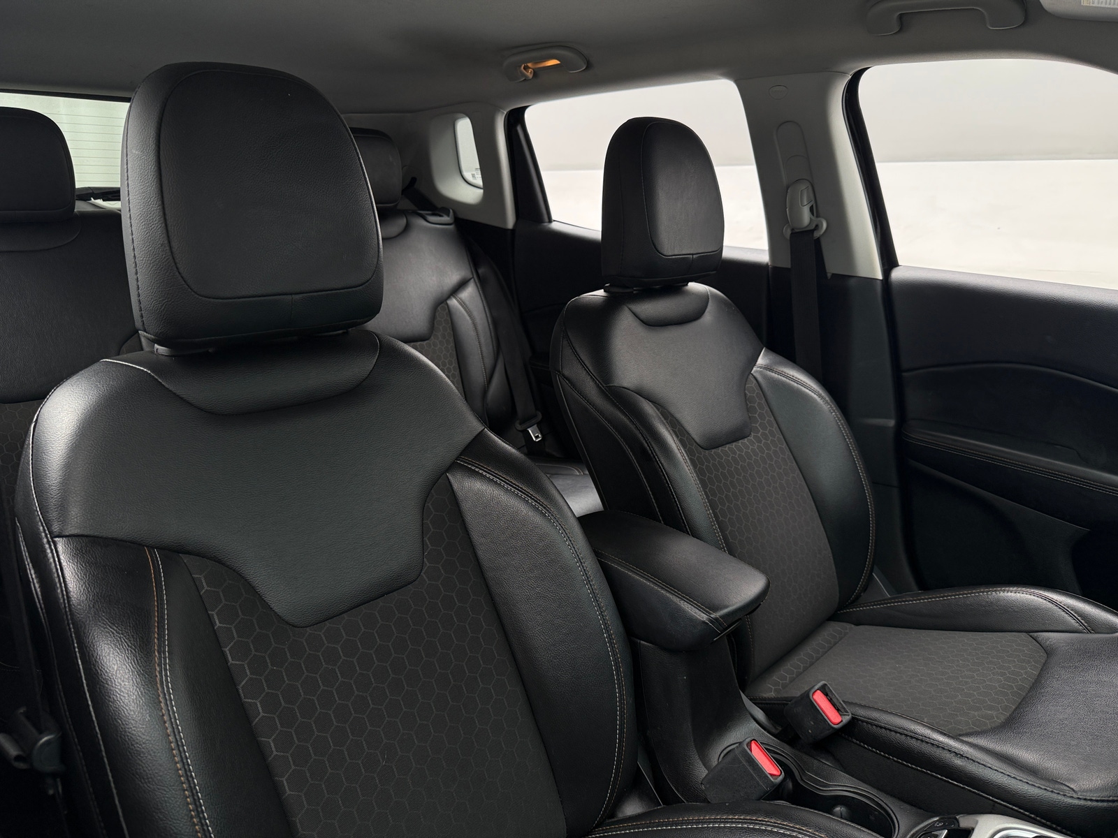 Thumbnail: 2018 Jeep Compass - 2