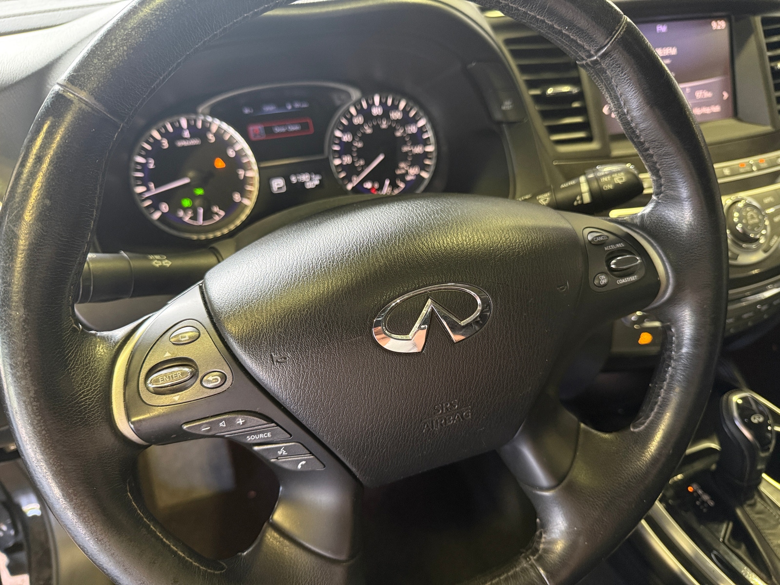 Thumbnail: 2017 INFINITI QX60 - 4