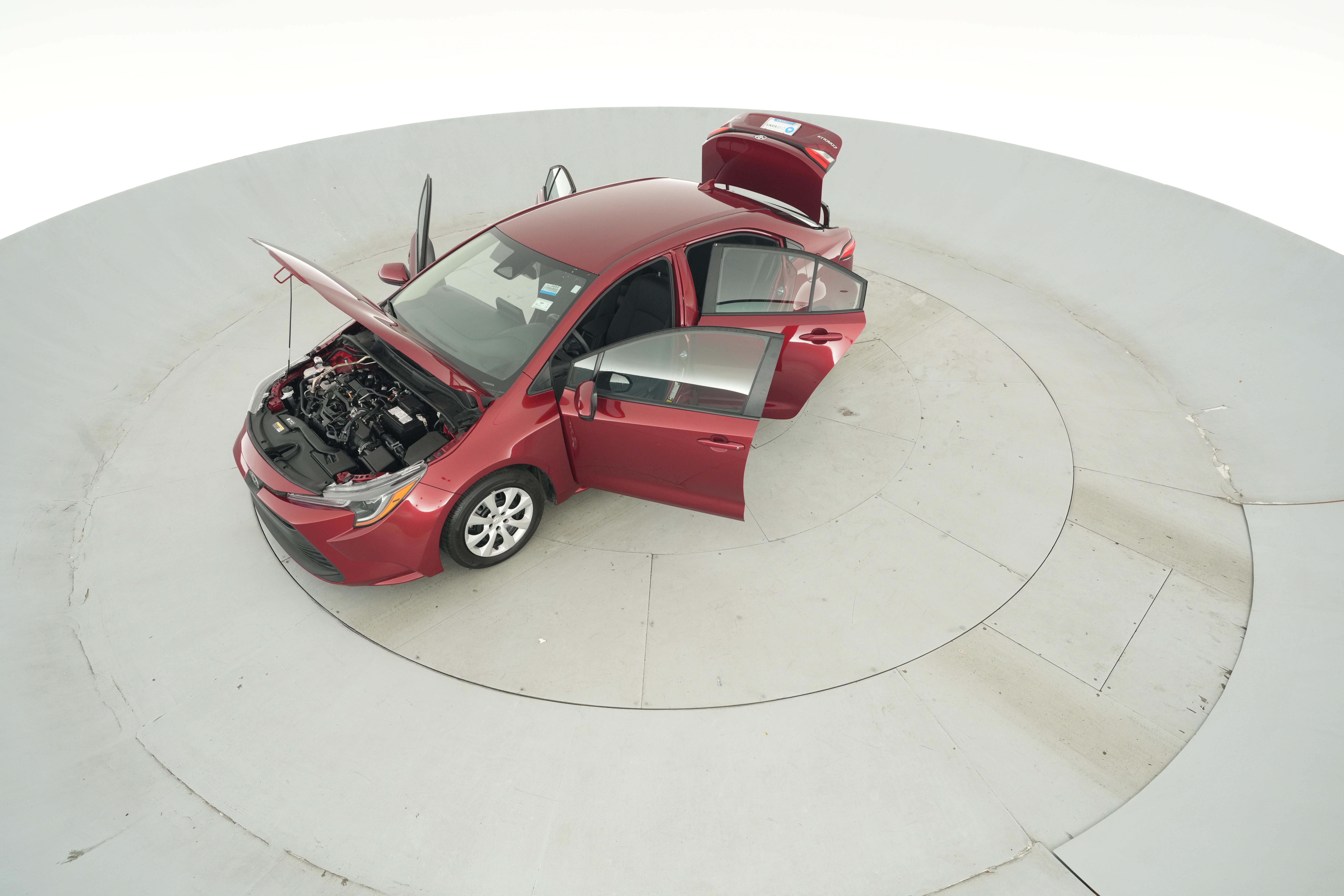 2025 Toyota Corolla LE - Photo 34