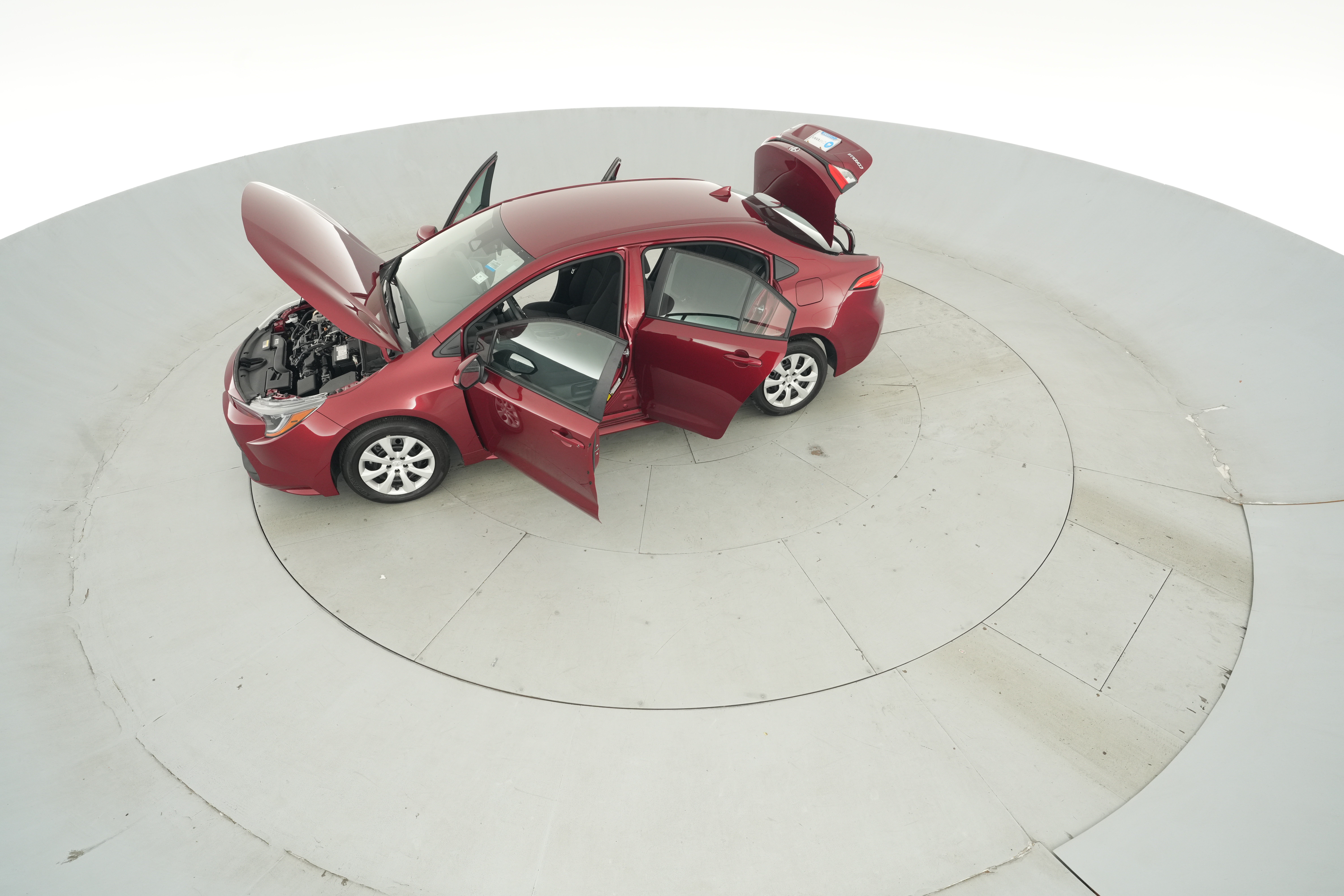 2025 Toyota Corolla LE - Photo 35