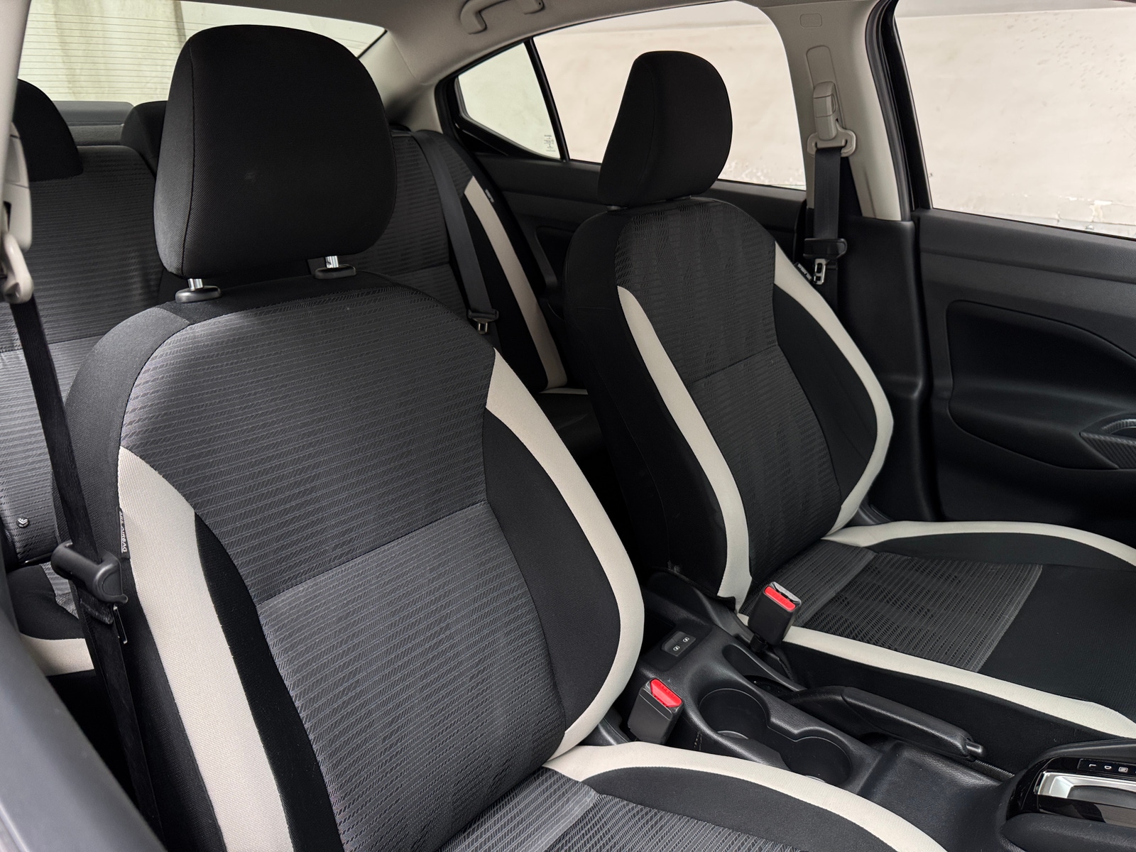Thumbnail: 2022 Nissan Versa - 2