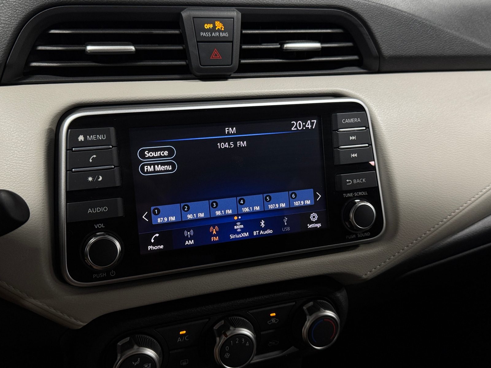 Thumbnail: 2022 Nissan Versa - 4