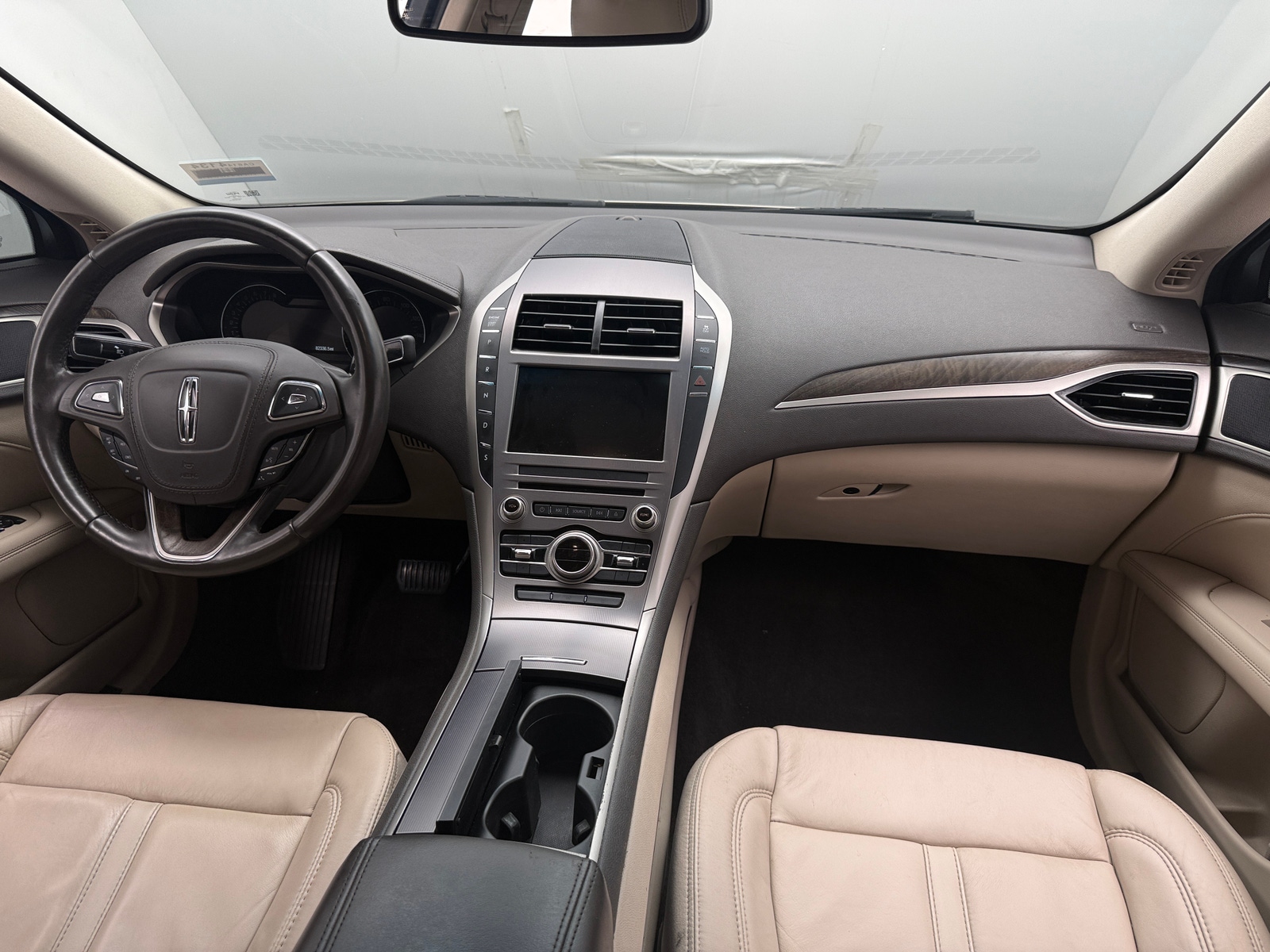 Thumbnail: 2017 Lincoln MKZ - 2