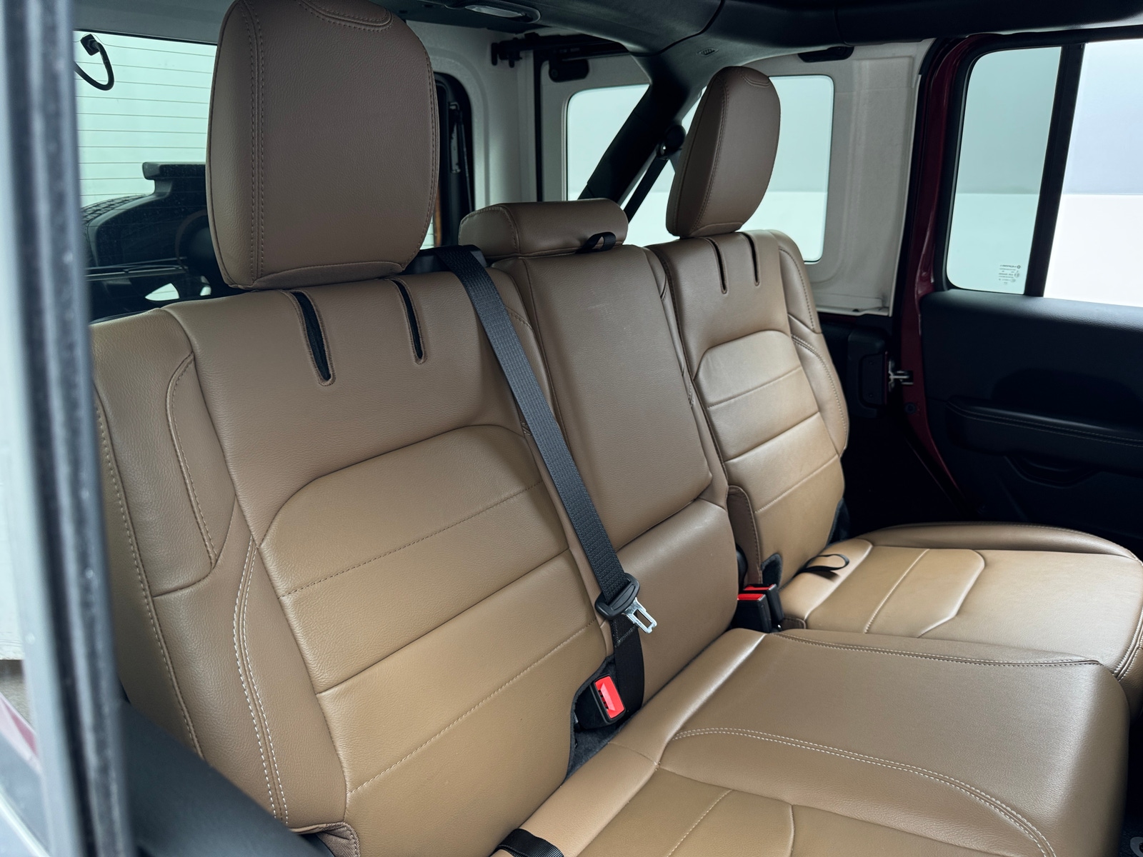 Thumbnail: 2021 Jeep Wrangler - 5