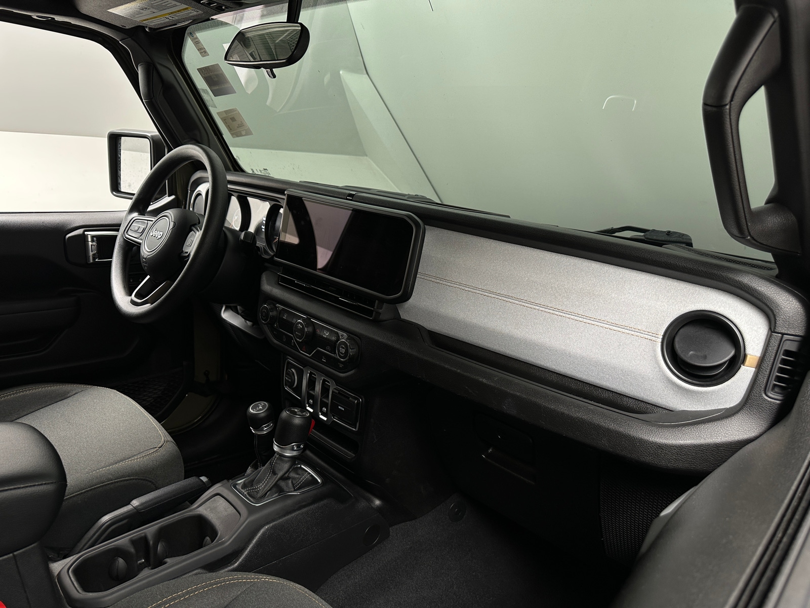 Thumbnail: 2025 Jeep Wrangler - 3