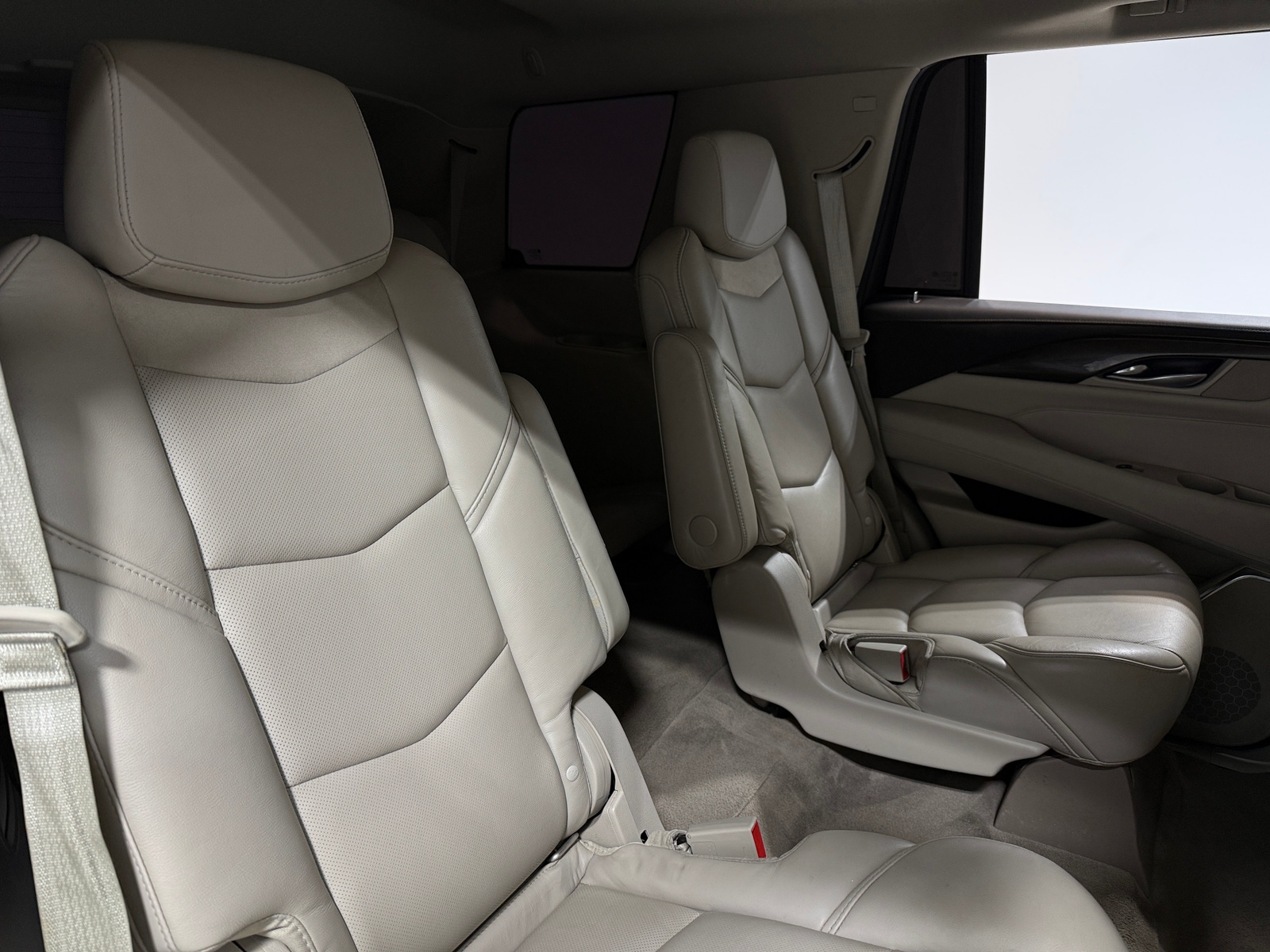 Thumbnail: 2018 Cadillac Escalade - 5