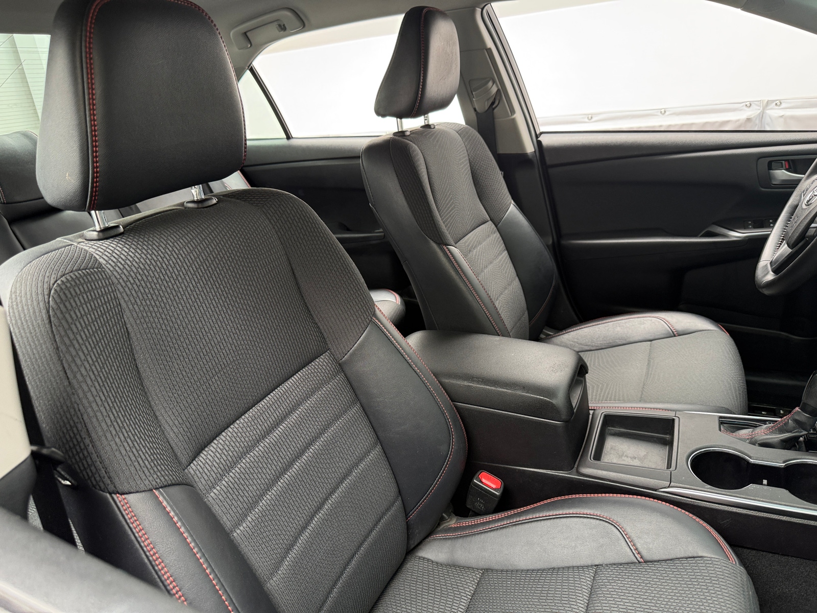 Thumbnail: 2016 Toyota Camry - 2