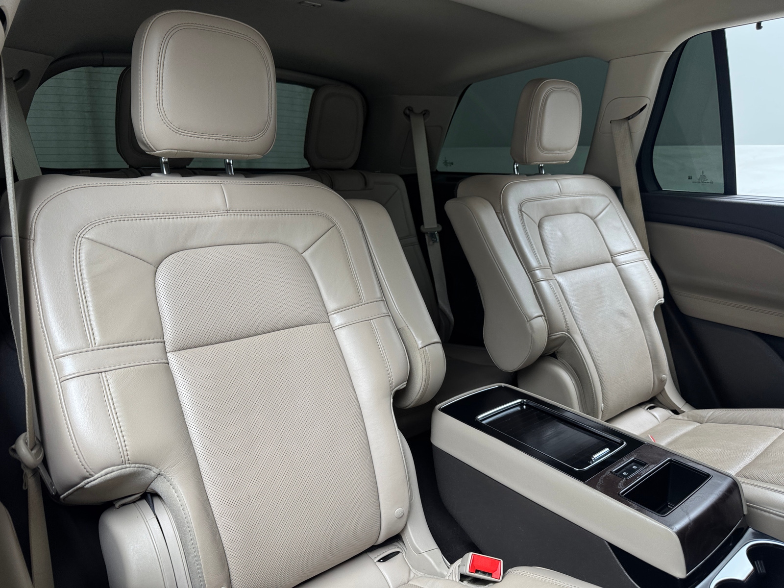 Thumbnail: 2021 Lincoln Aviator - 5