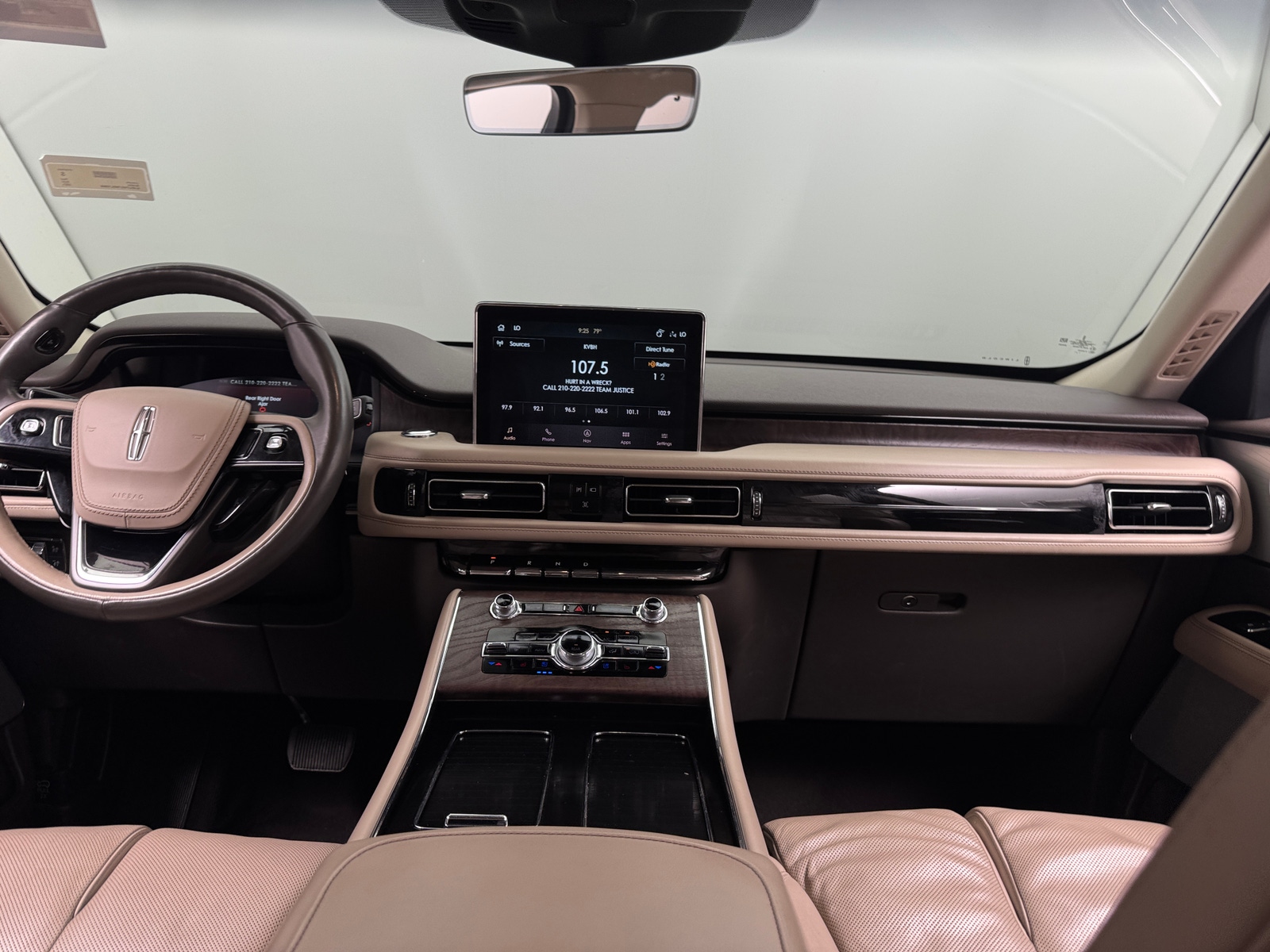 Thumbnail: 2021 Lincoln Aviator - 2