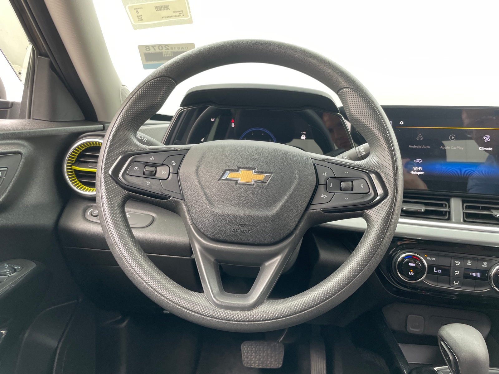 Thumbnail: 2024 Chevrolet Trax - 4