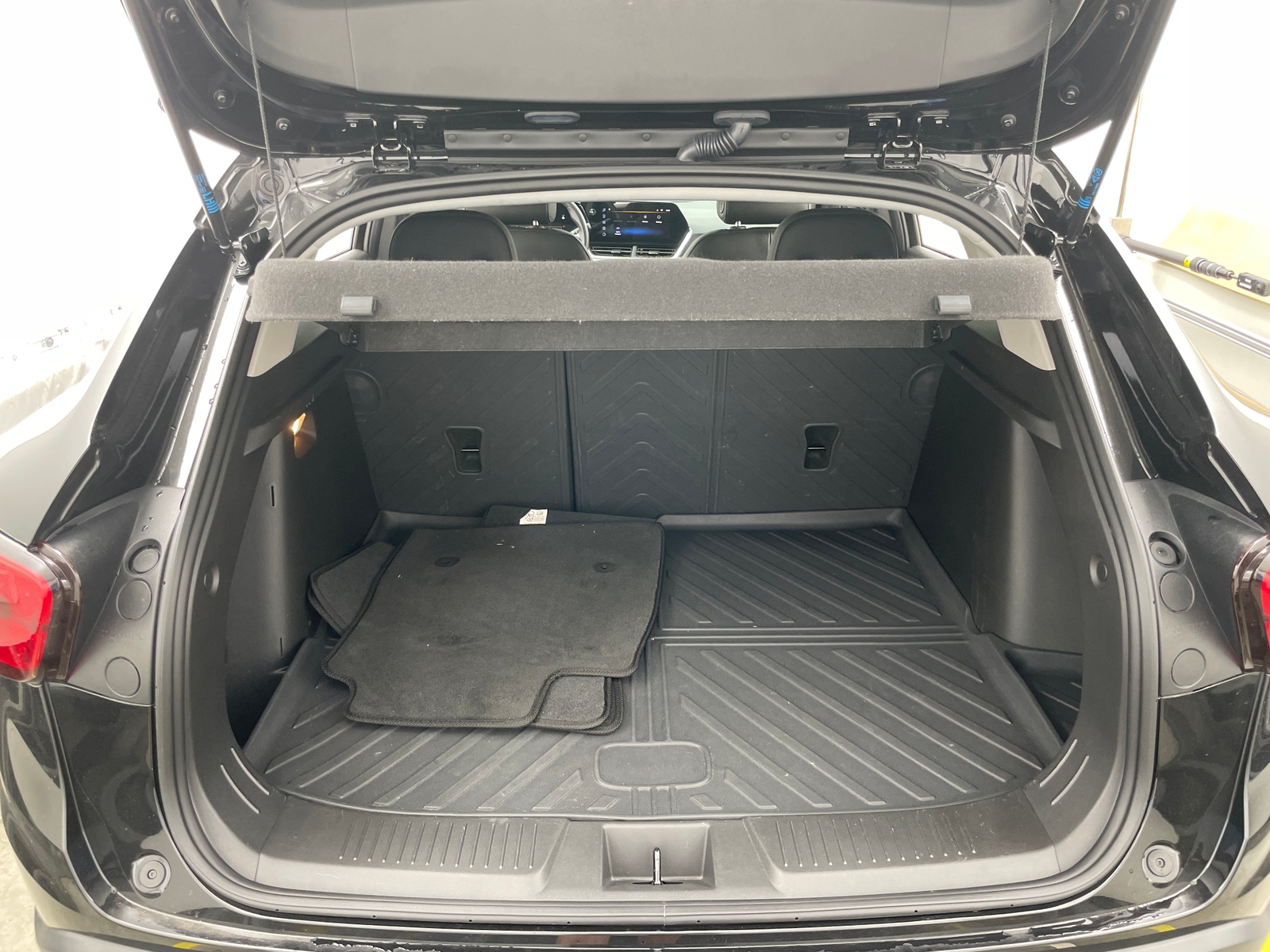 Thumbnail: 2024 Chevrolet Trax - 6