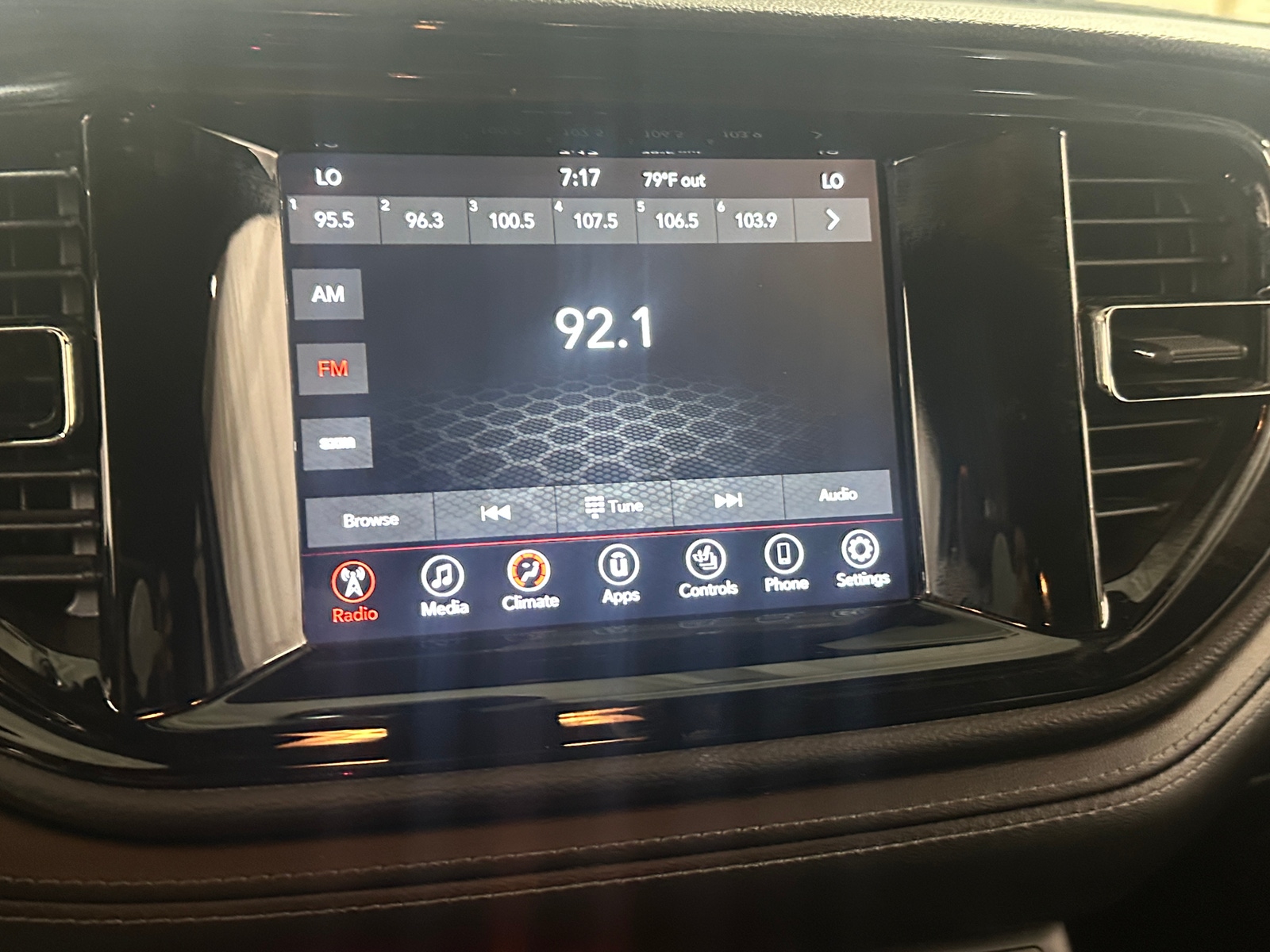 Thumbnail: 2021 Dodge Durango - 3