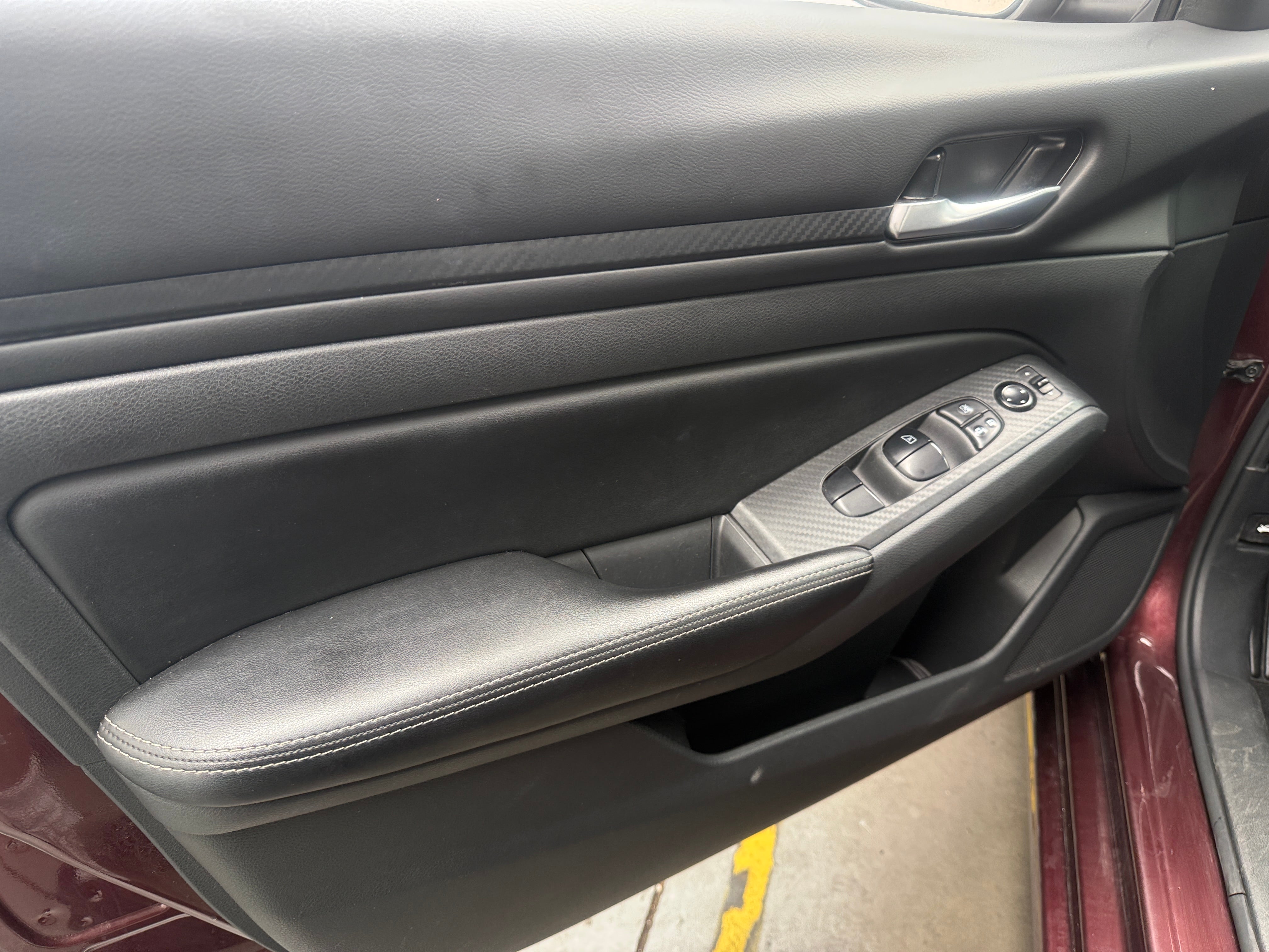 2024 Nissan Altima SV - Photo 9