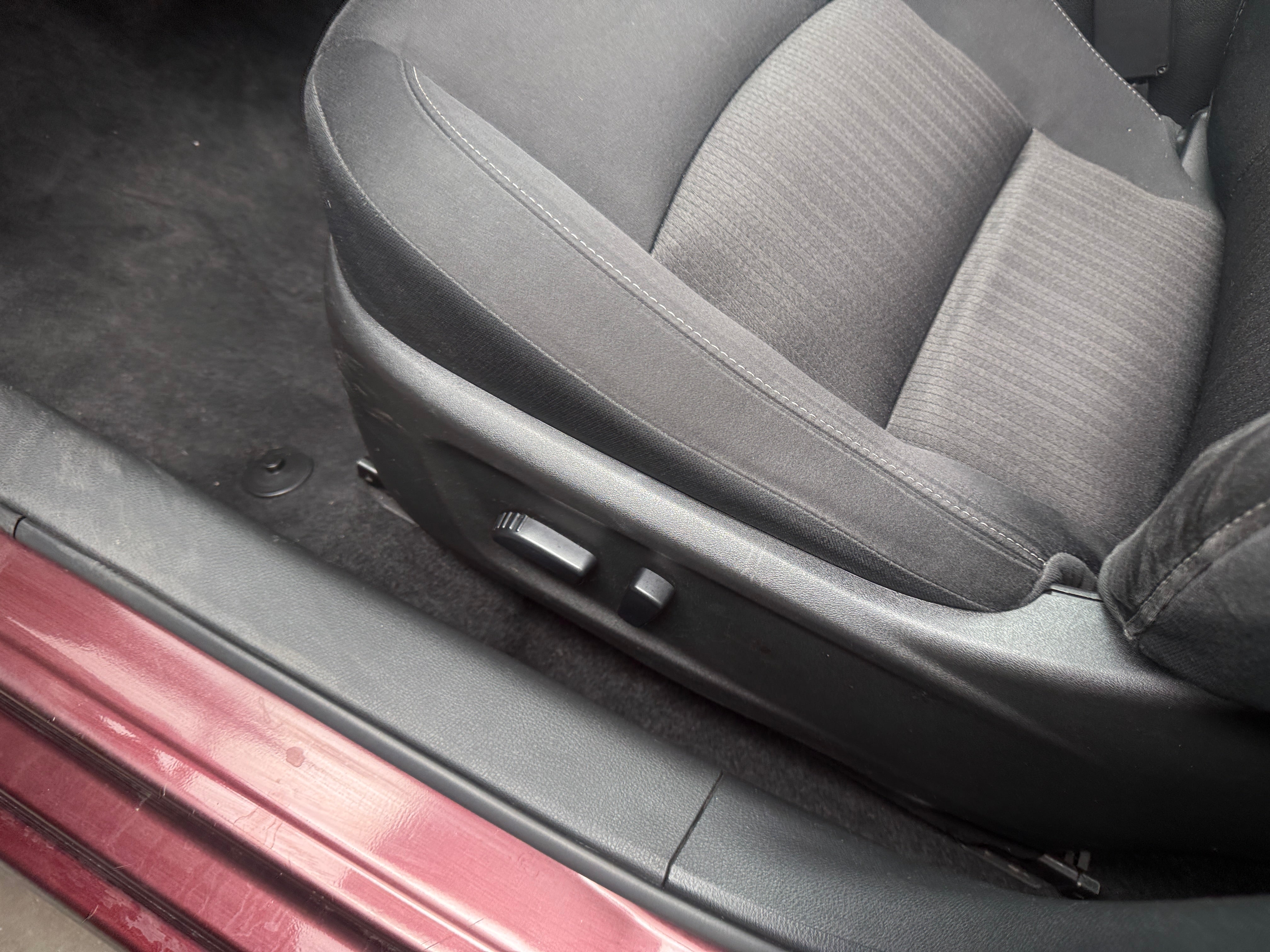 2024 Nissan Altima SV - Photo 10