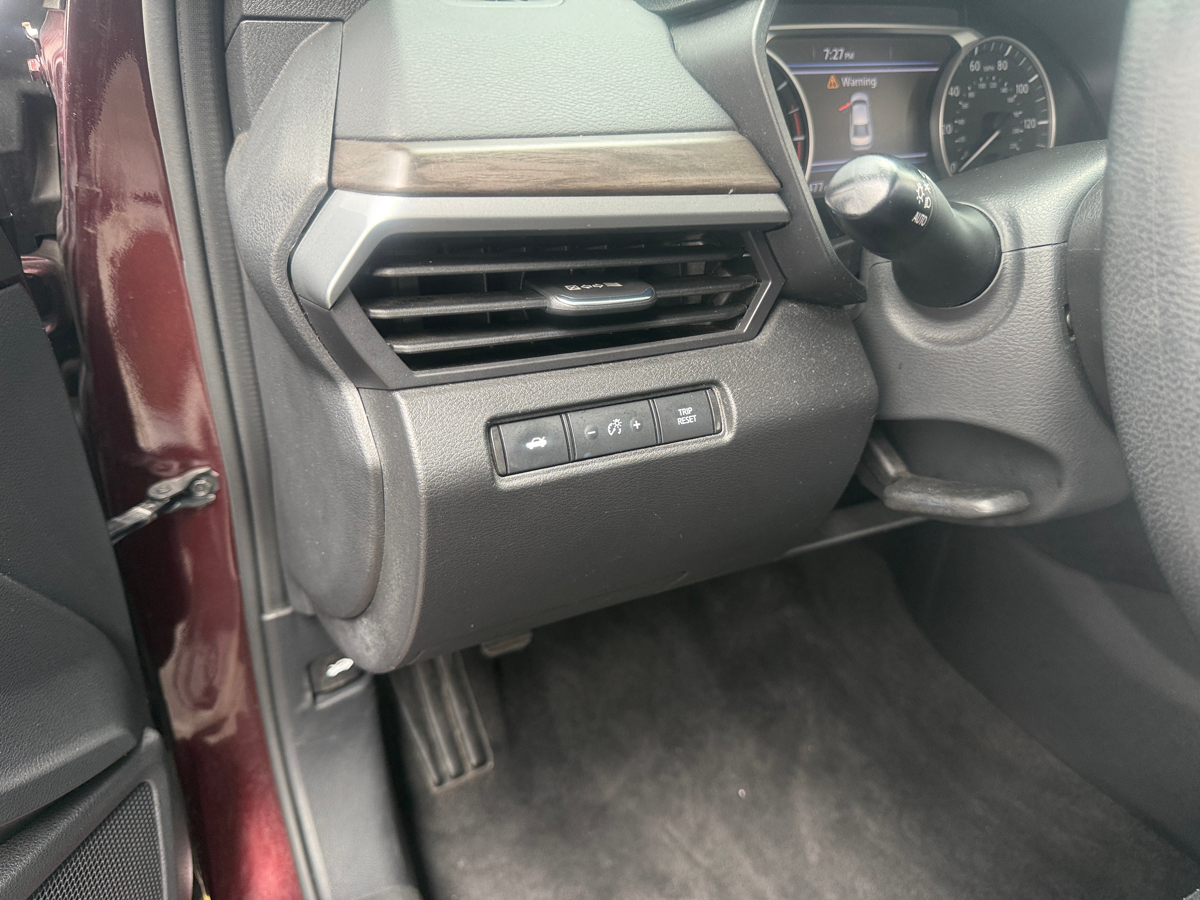 2024 Nissan Altima SV - Photo 2