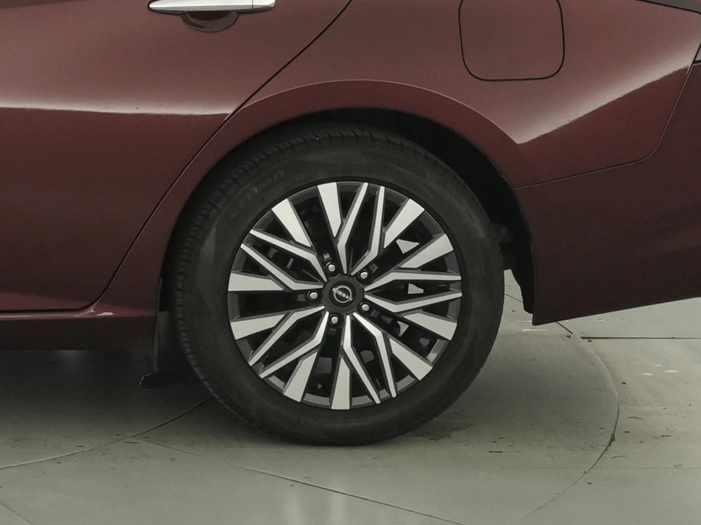 2024 Nissan Altima SV - Photo 15
