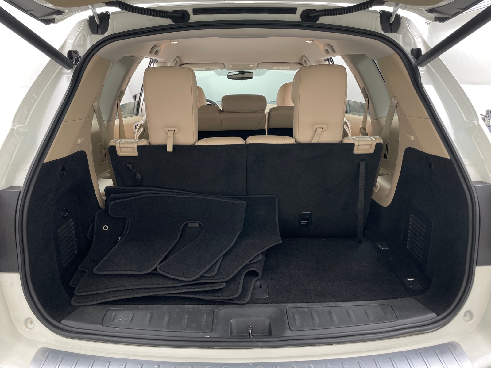 Thumbnail: 2019 Nissan Pathfinder - 6