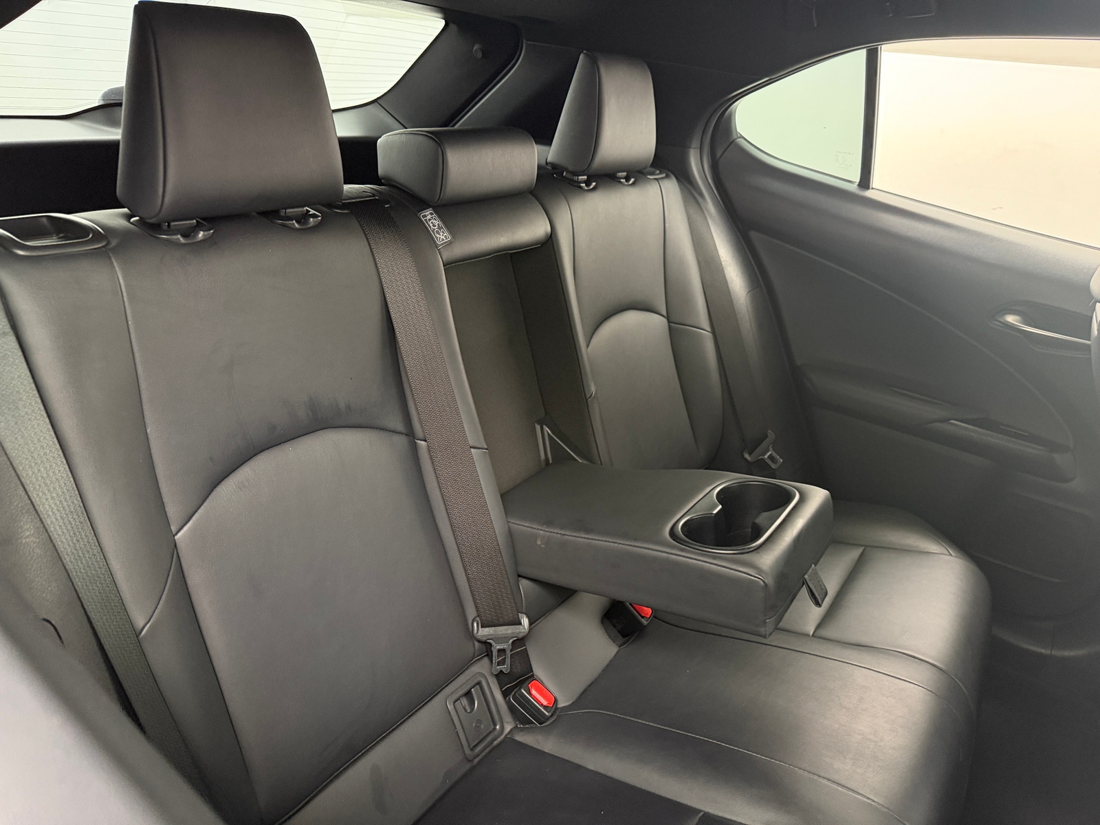 Thumbnail: 2019 Lexus UX - 5