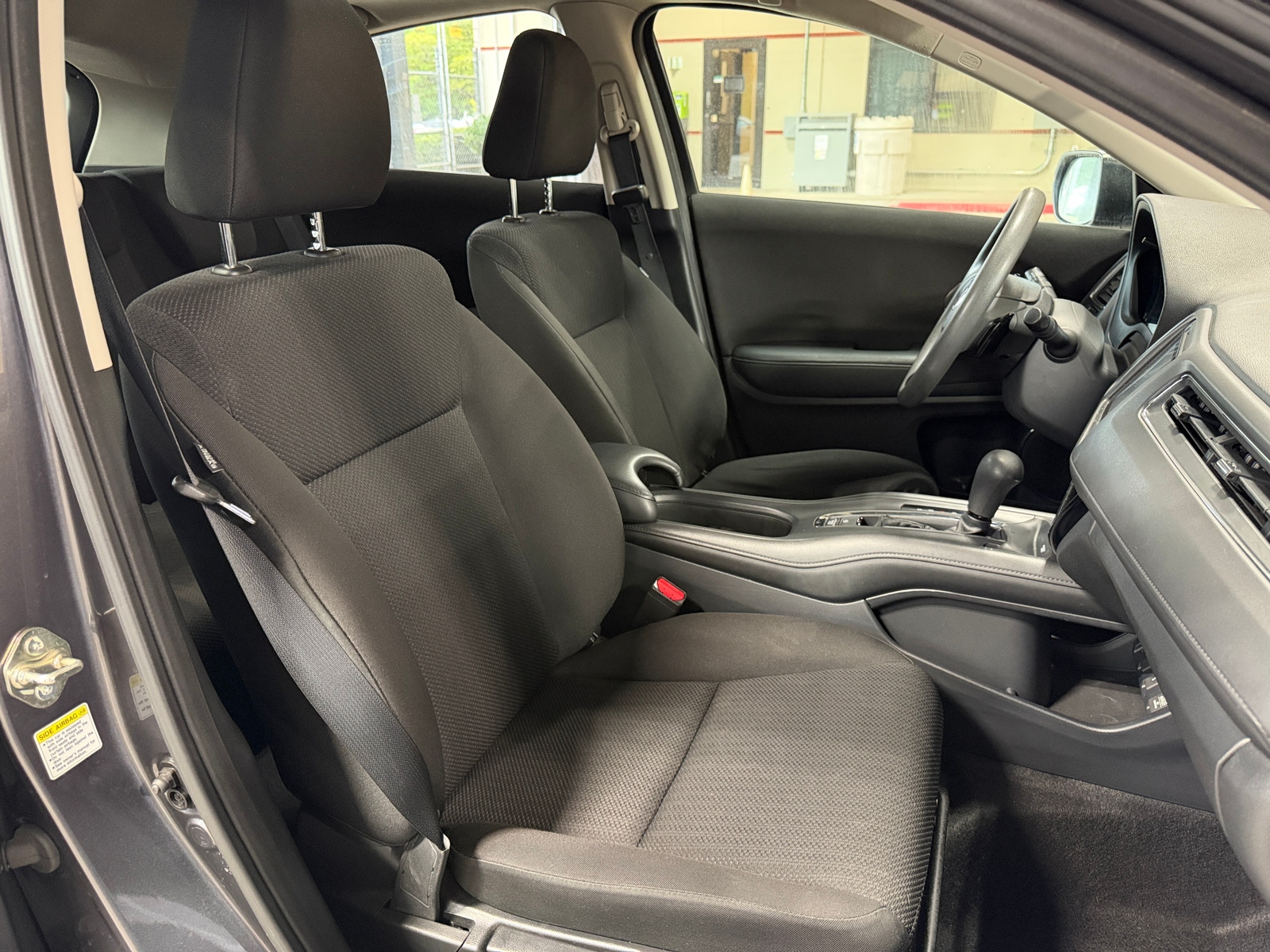 Thumbnail: 2016 Honda HR-V - 2