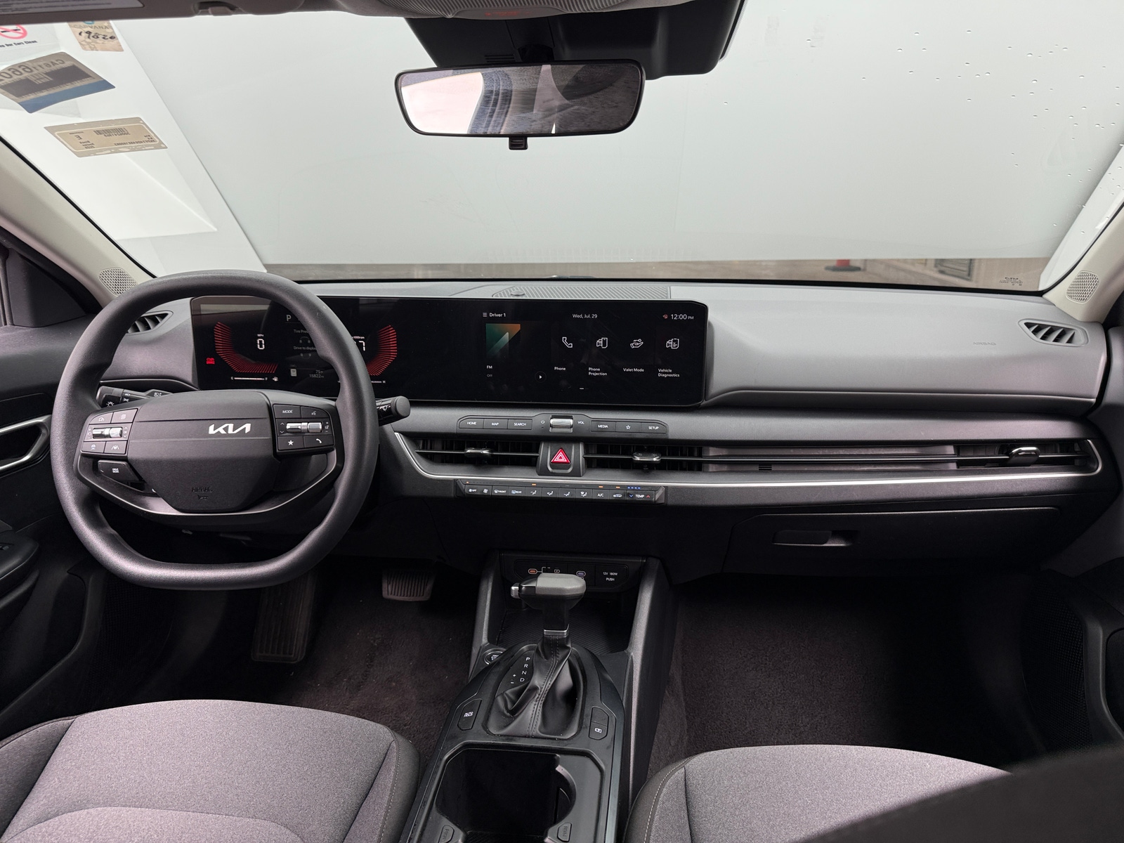 Thumbnail: 2025 Kia K4 - 3