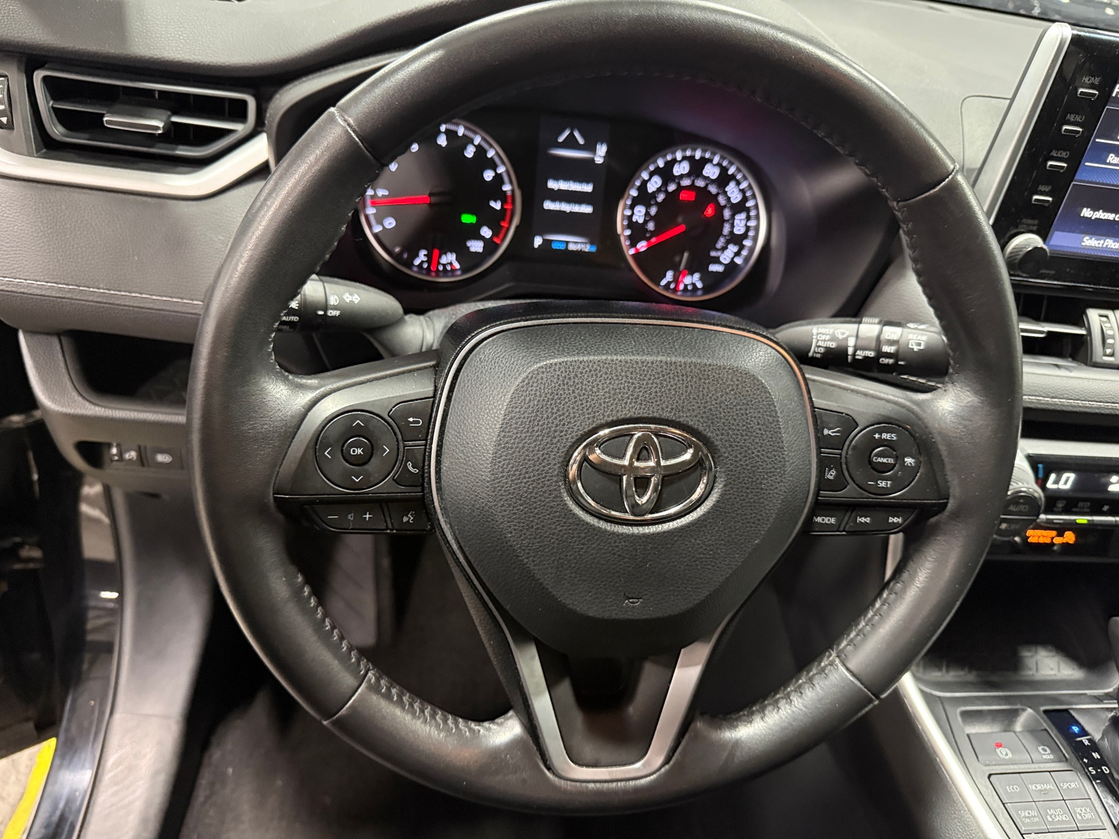 Thumbnail: 2019 Toyota RAV4 - 5