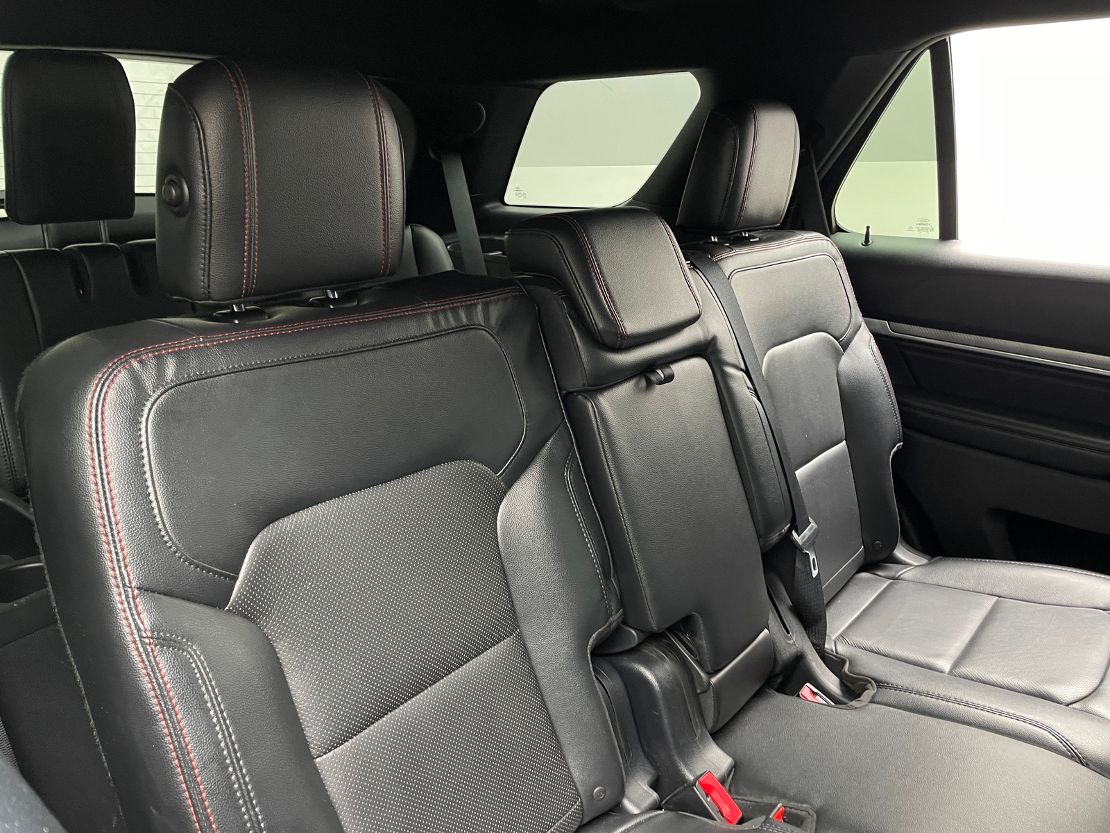 Thumbnail: 2016 Ford Explorer - 5