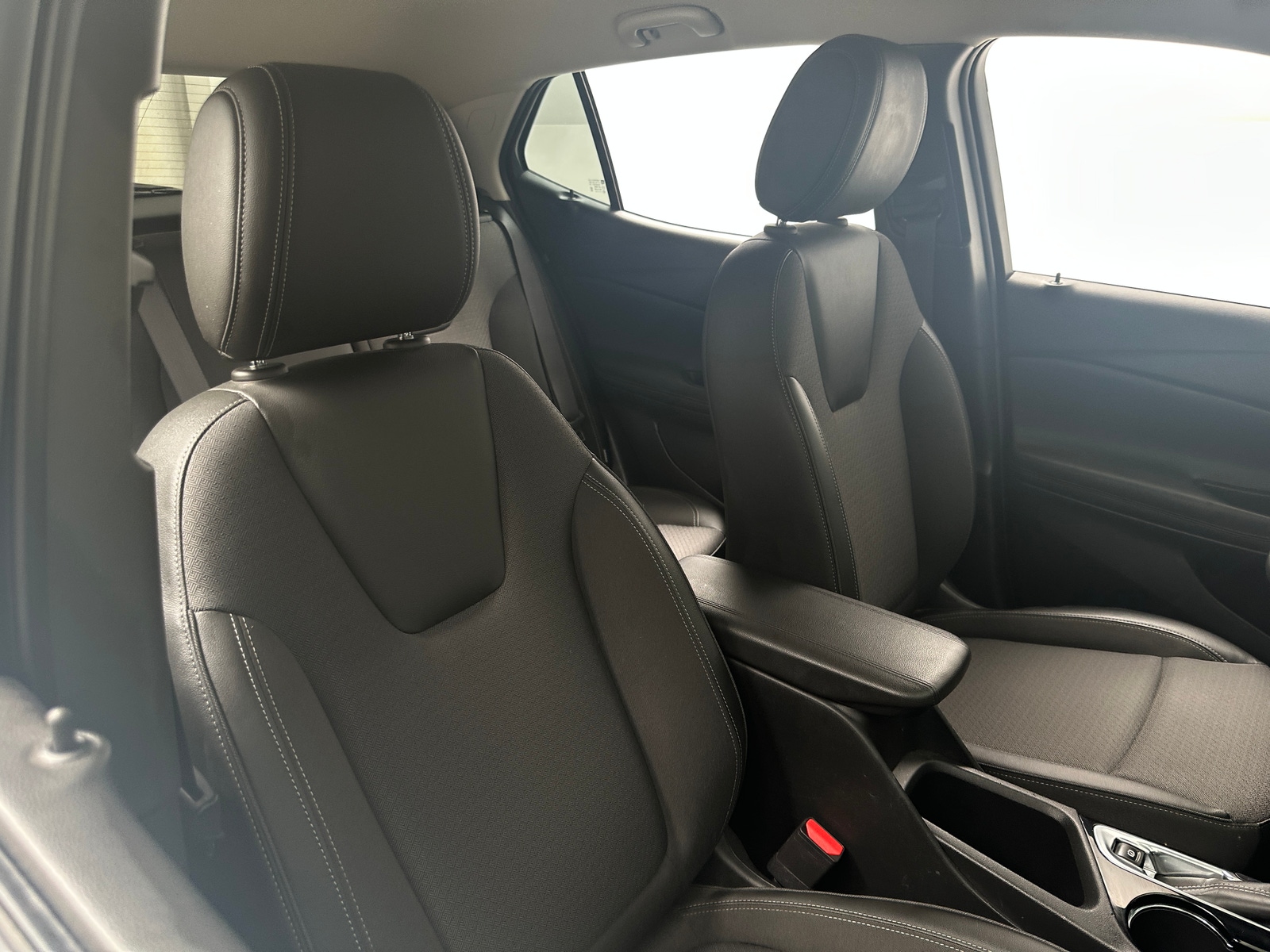 Thumbnail: 2024 Buick Encore GX - 2
